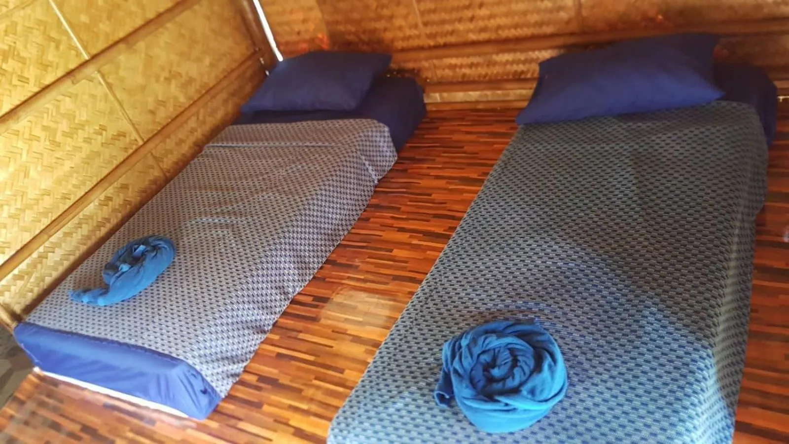 Bed in Lanta Local Hut