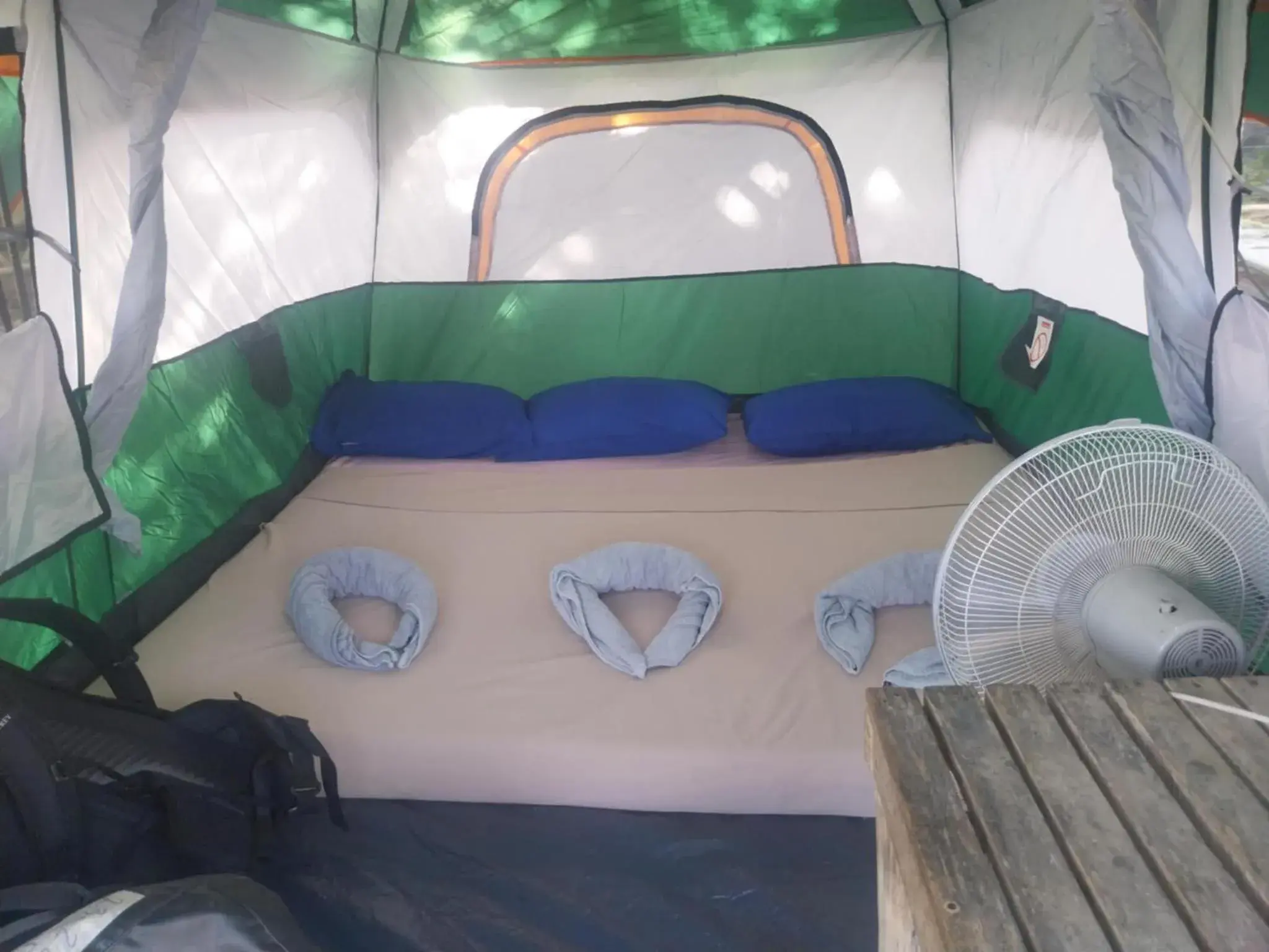 Tent in Lanta Local Hut Tent in Lanta Local Hut