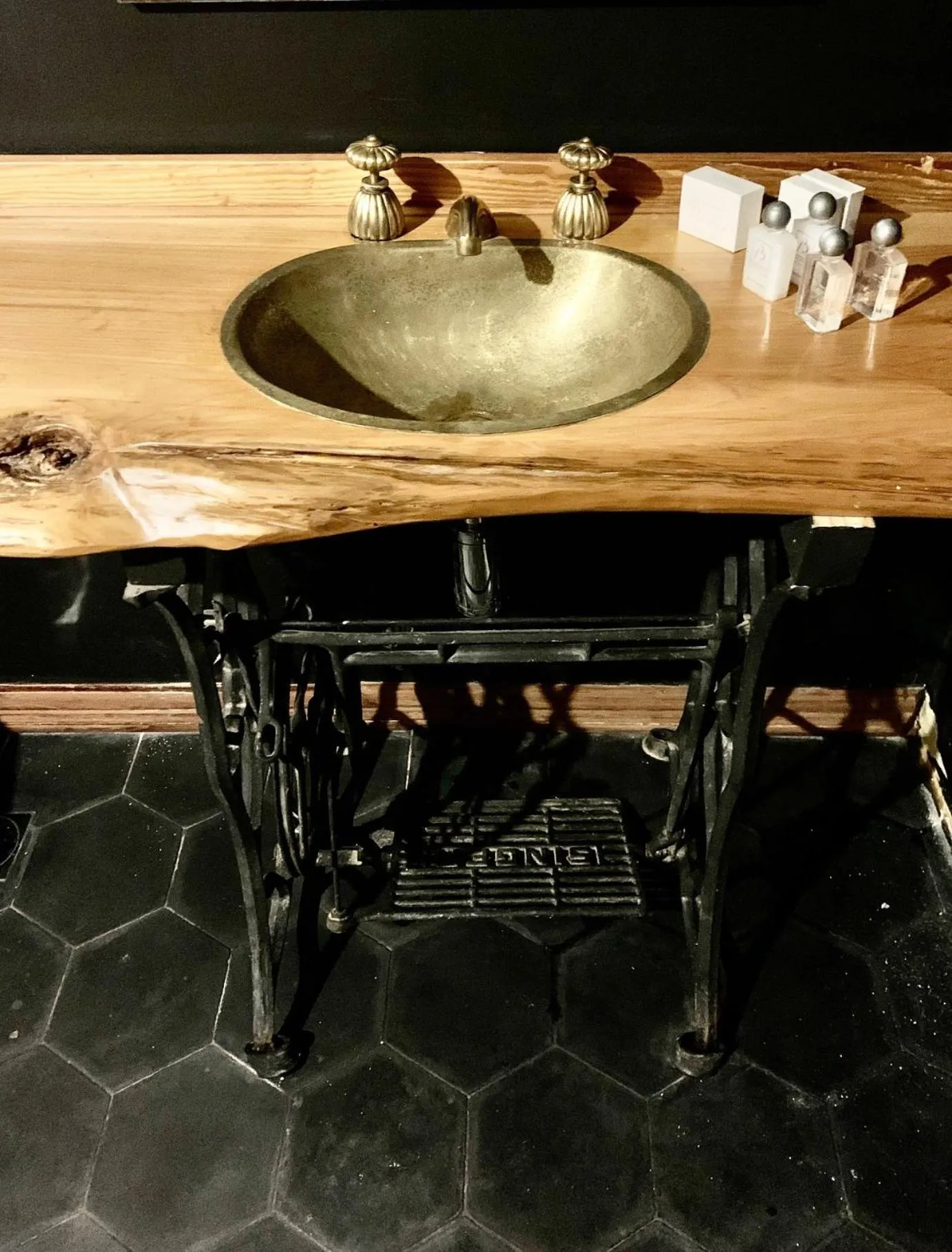 Bathroom in Barradas Parque Hotel & Spa