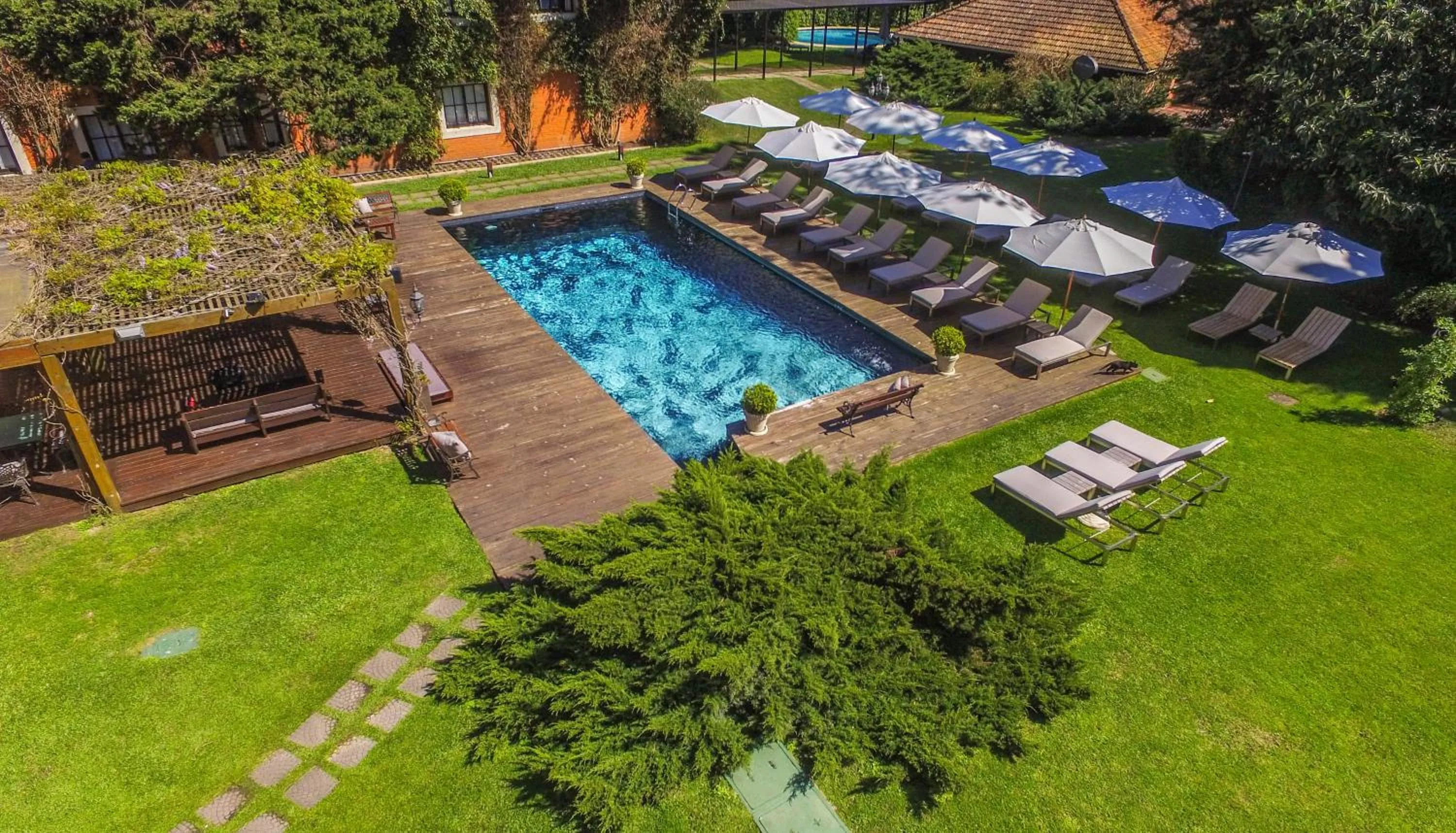 Swimming pool in Barradas Parque Hotel & Spa