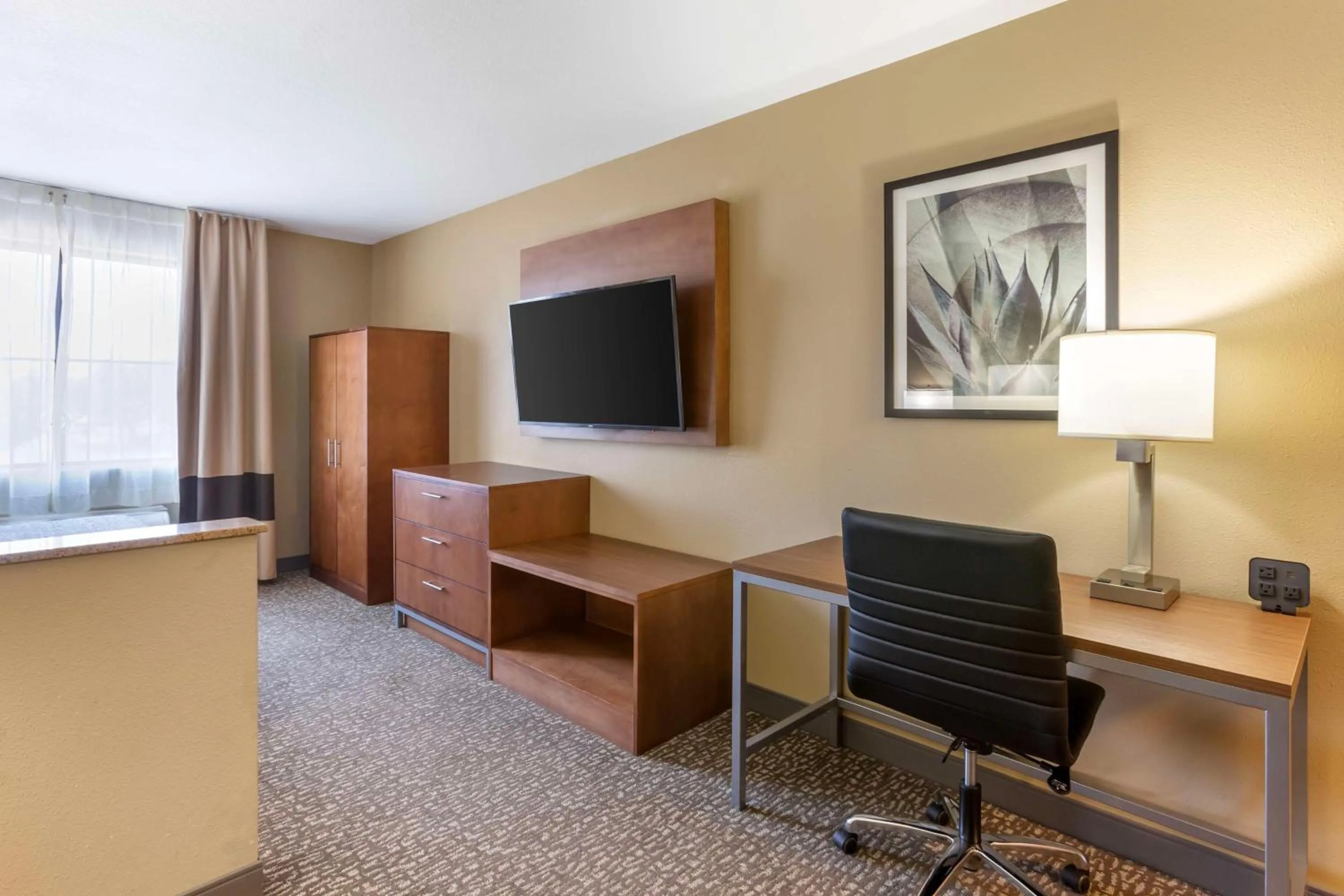 Bedroom in Best Western Plus Surprise-Phoenix NW