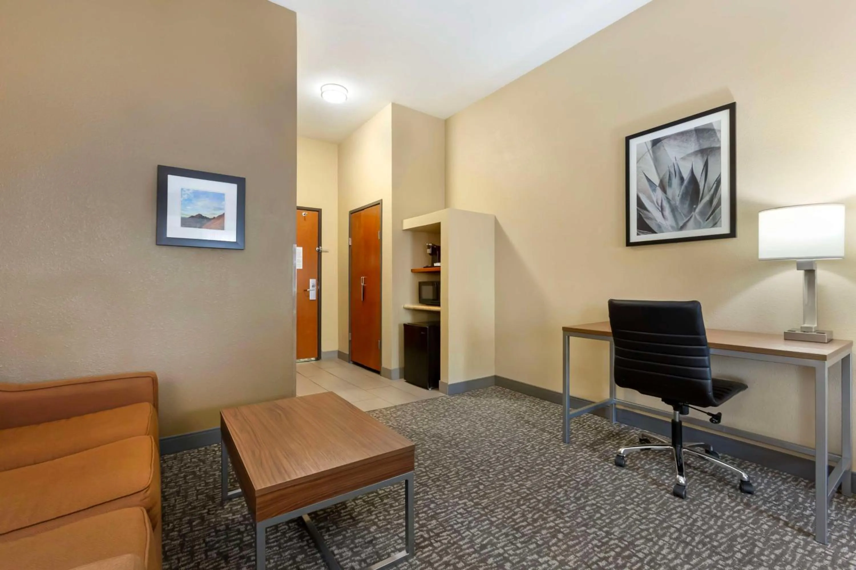 Bedroom in Best Western Plus Surprise-Phoenix NW