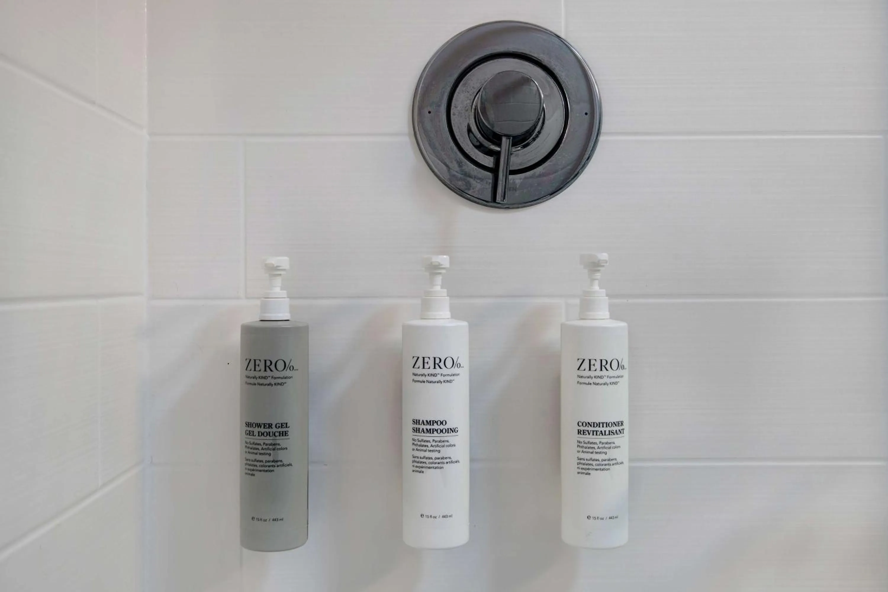 Bathroom in Hampton Inn Easley