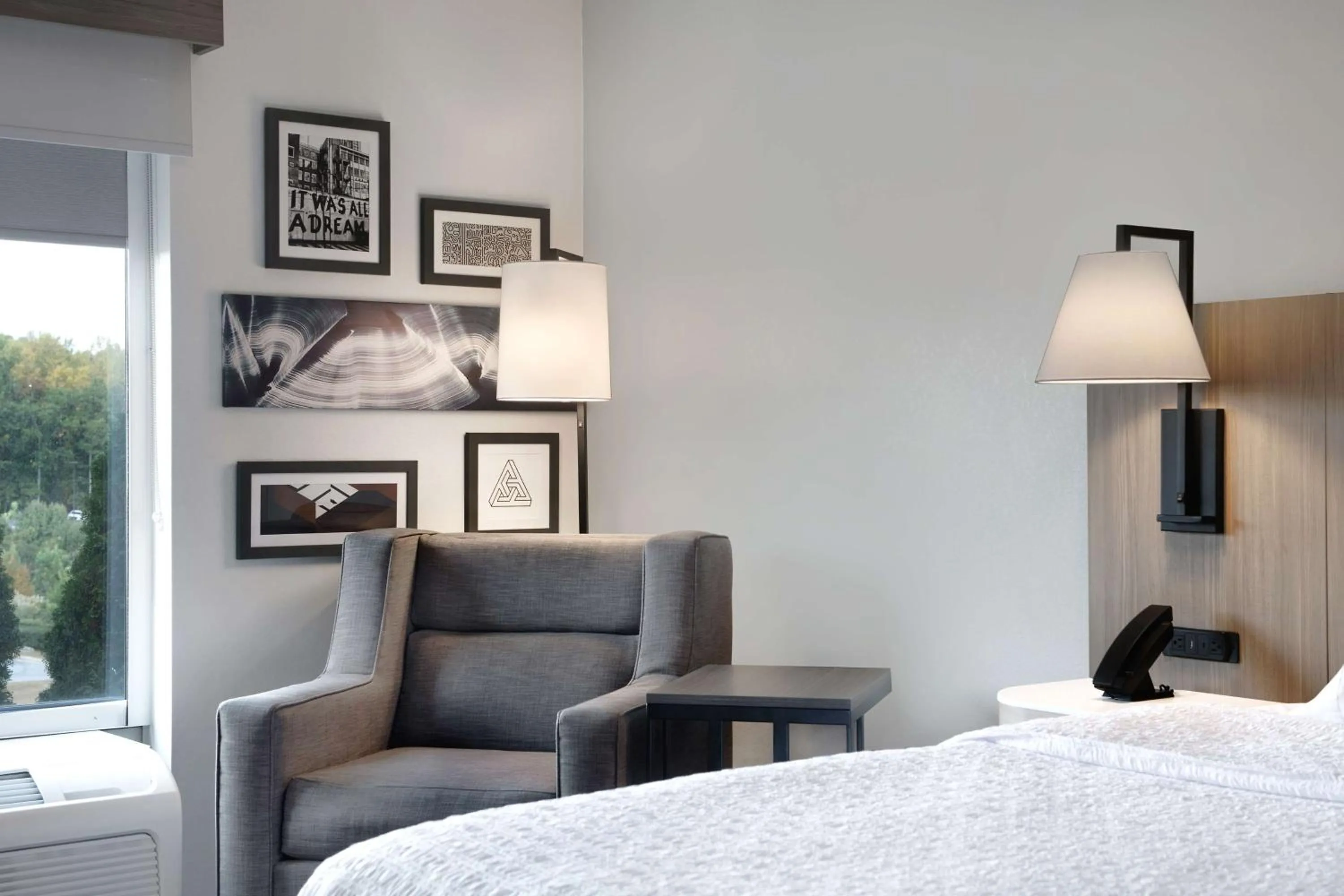 Bed in Hampton Inn Easley