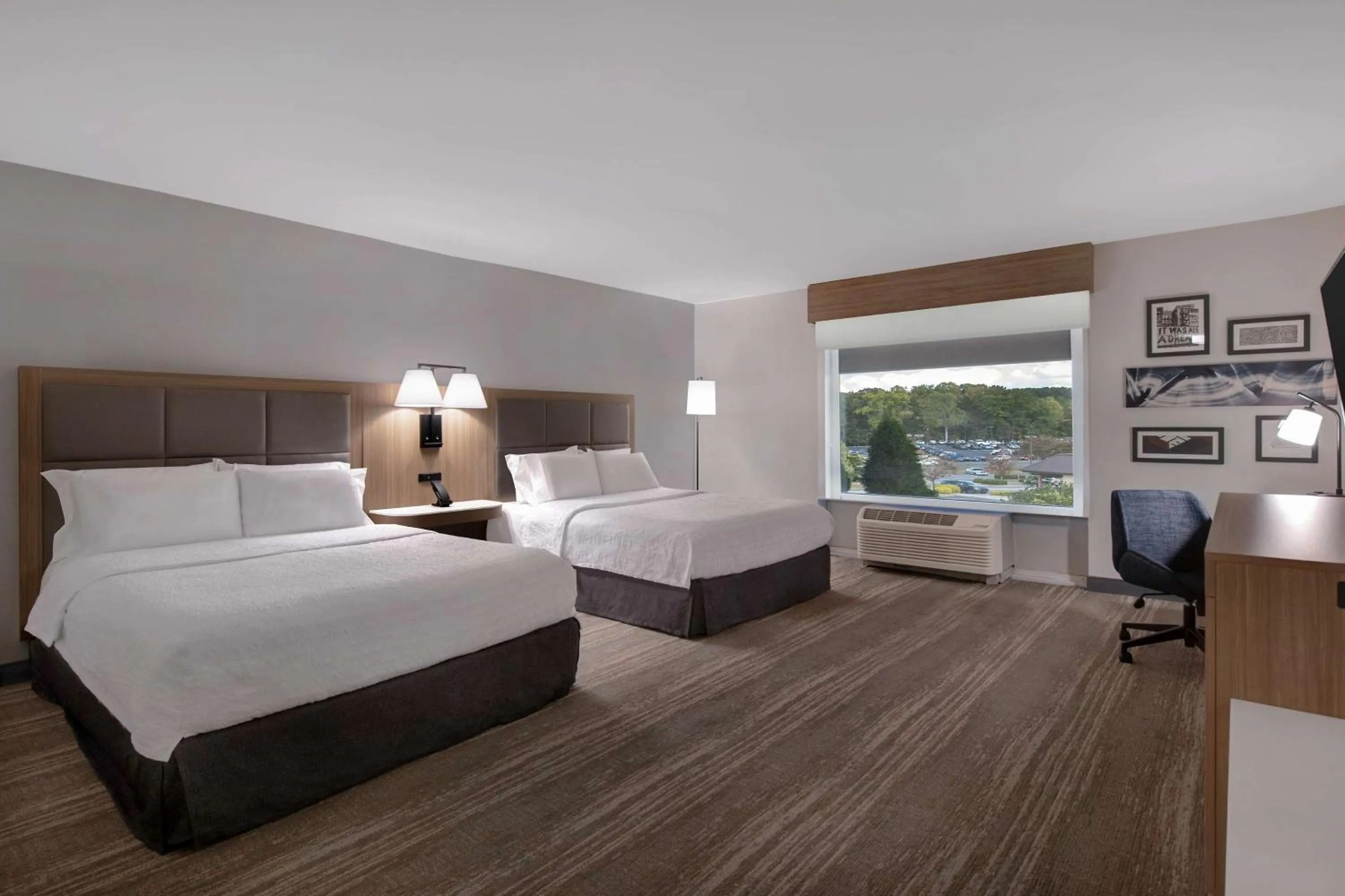 Bed in Hampton Inn Easley