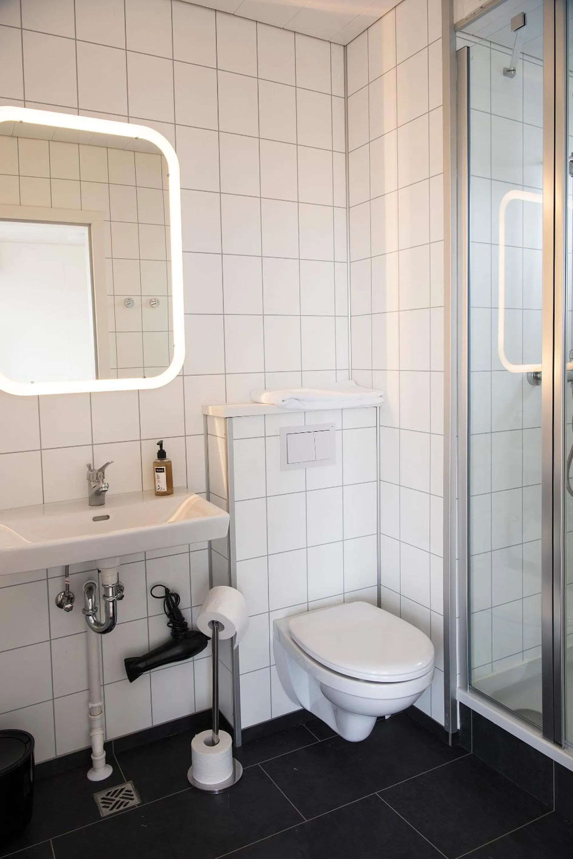 Bathroom in Brú Guesthouse