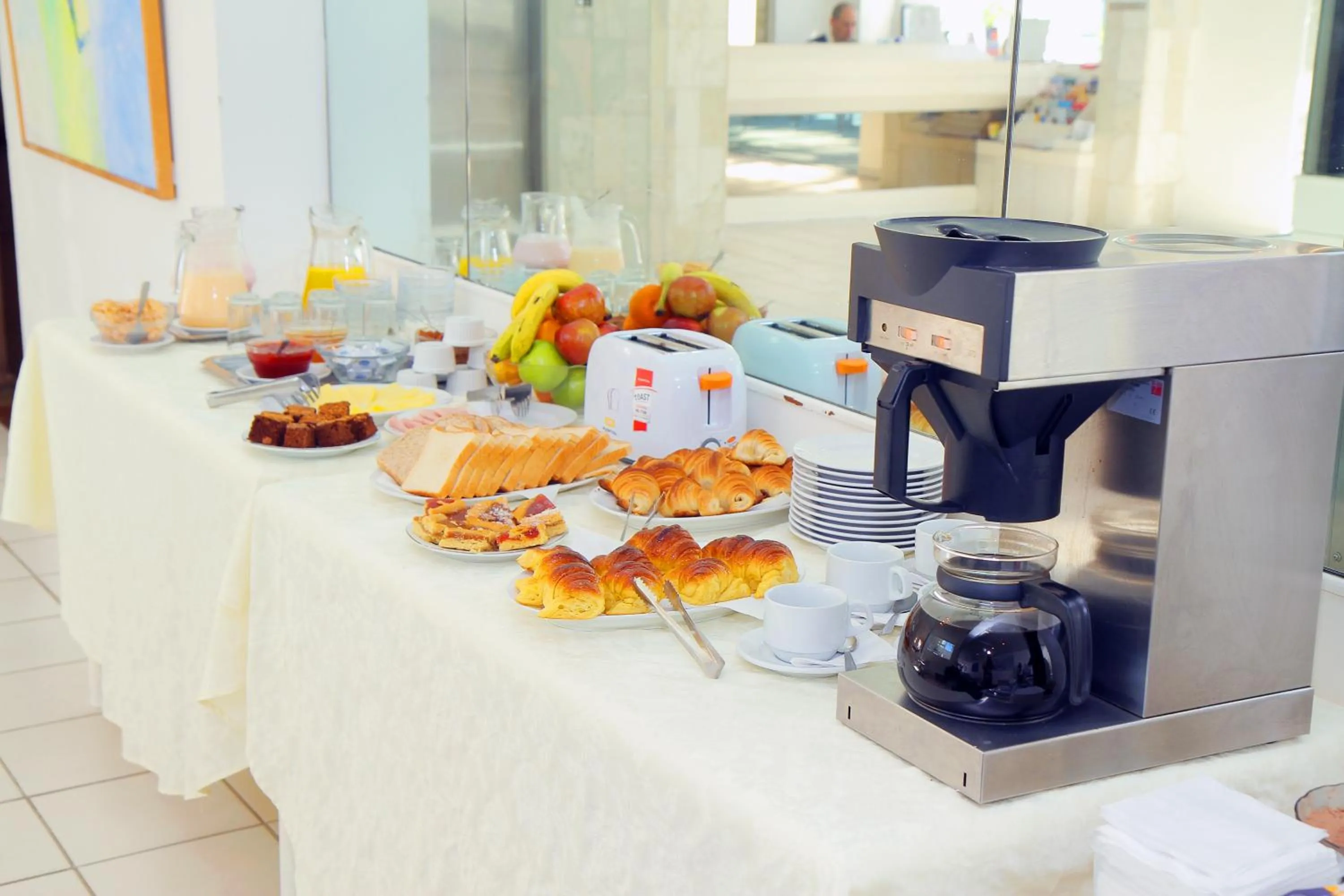 Buffet breakfast in Aqua Hotel