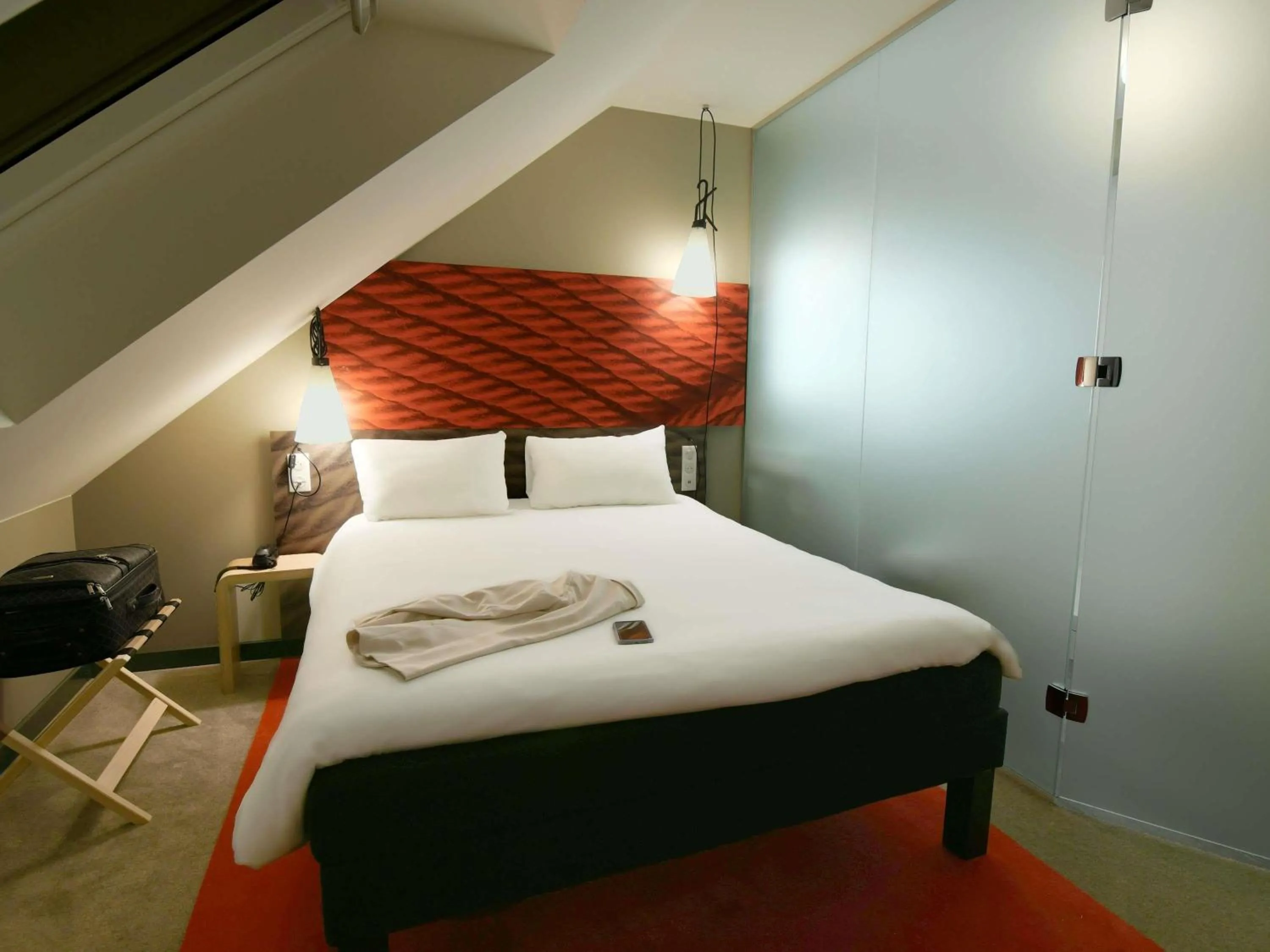 Bedroom, Bed in ibis Brest Kergaradec