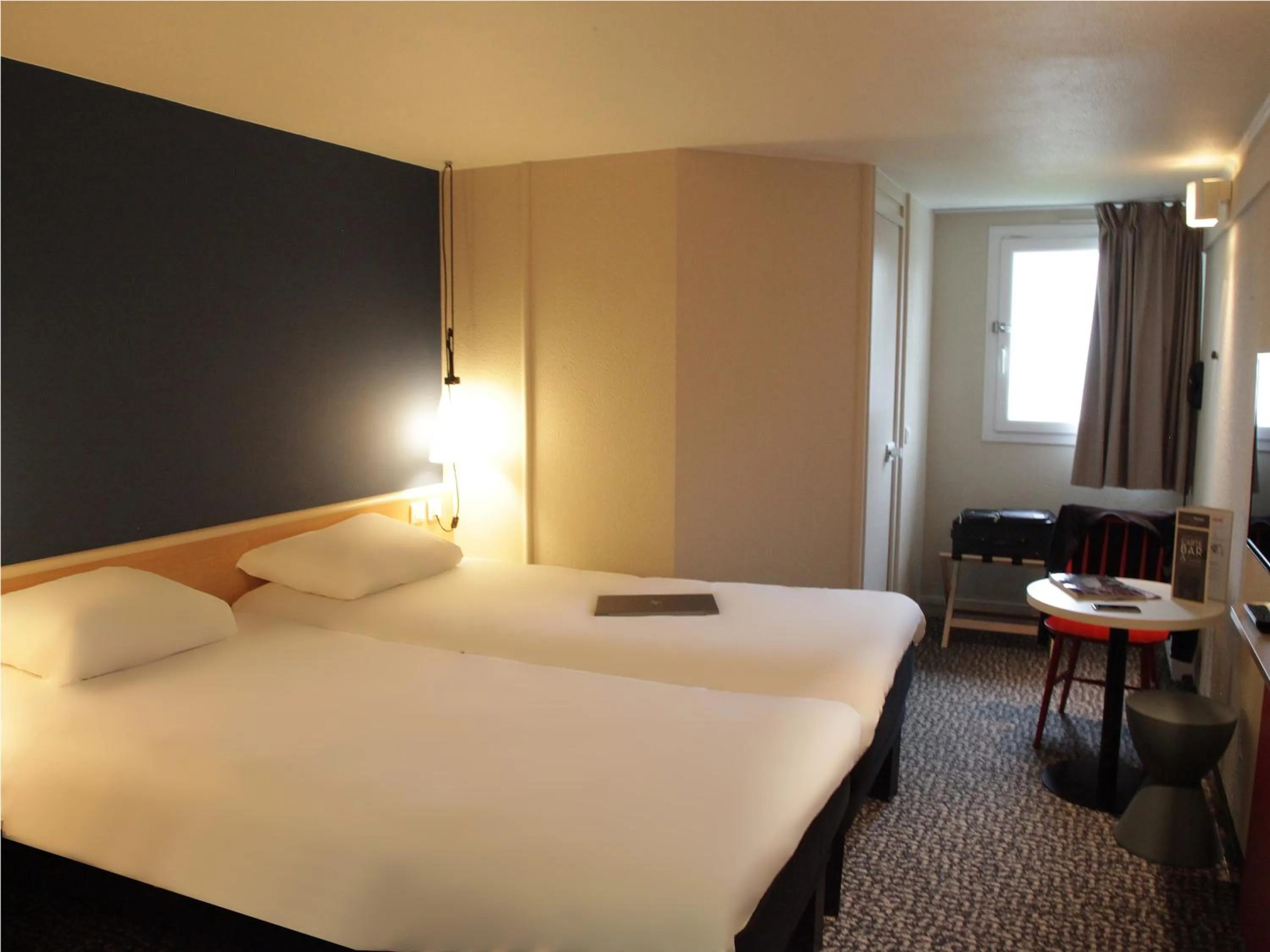 Bed in ibis Brest Kergaradec