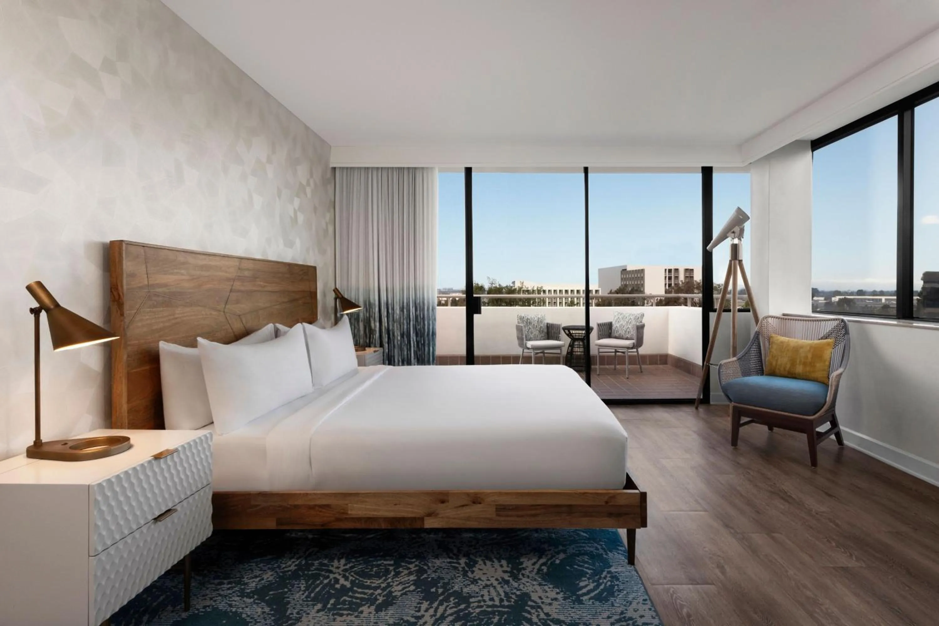 Photo of the whole room, Bed in Renaissance Newport Beach Hotel