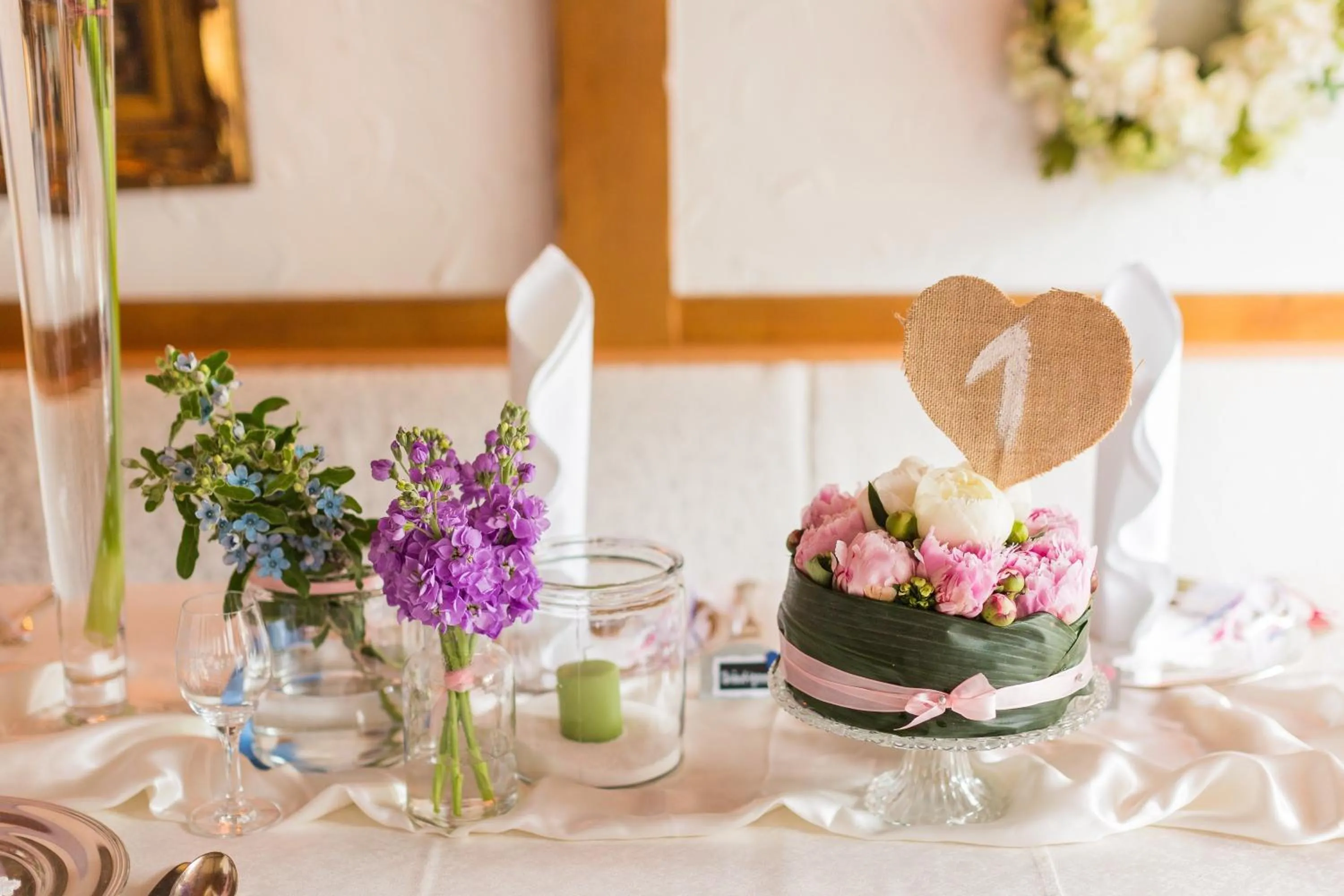 Restaurant/places to eat in Gasthof zur Sonne Winzenhohl