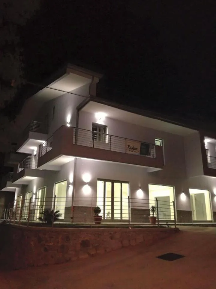 Property building in Hotel Rodian