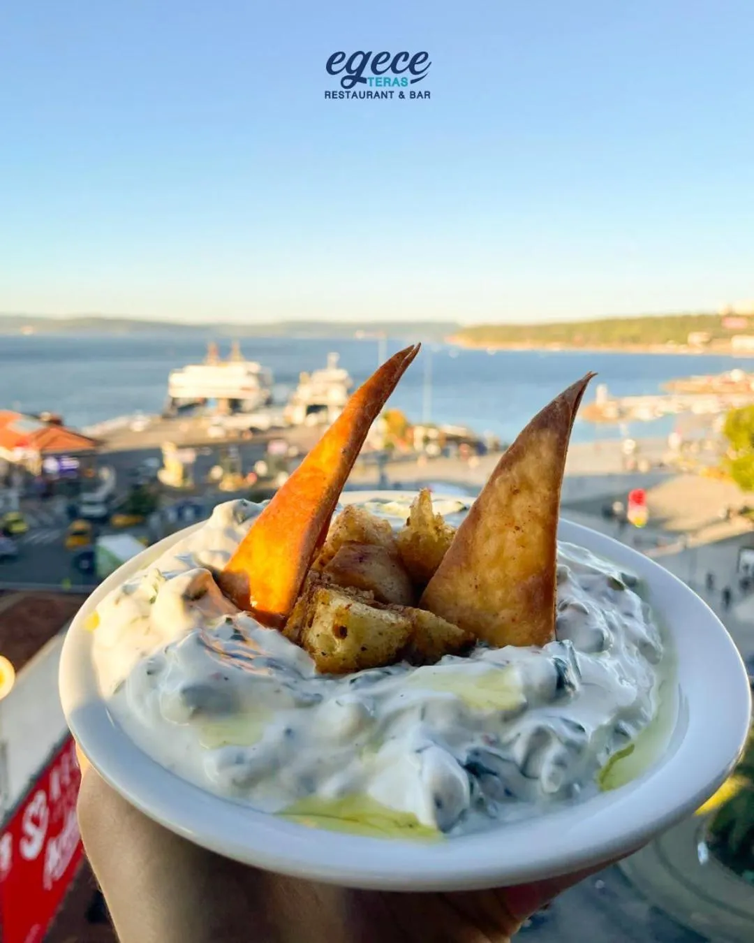 Restaurant/places to eat in Kule Hotel