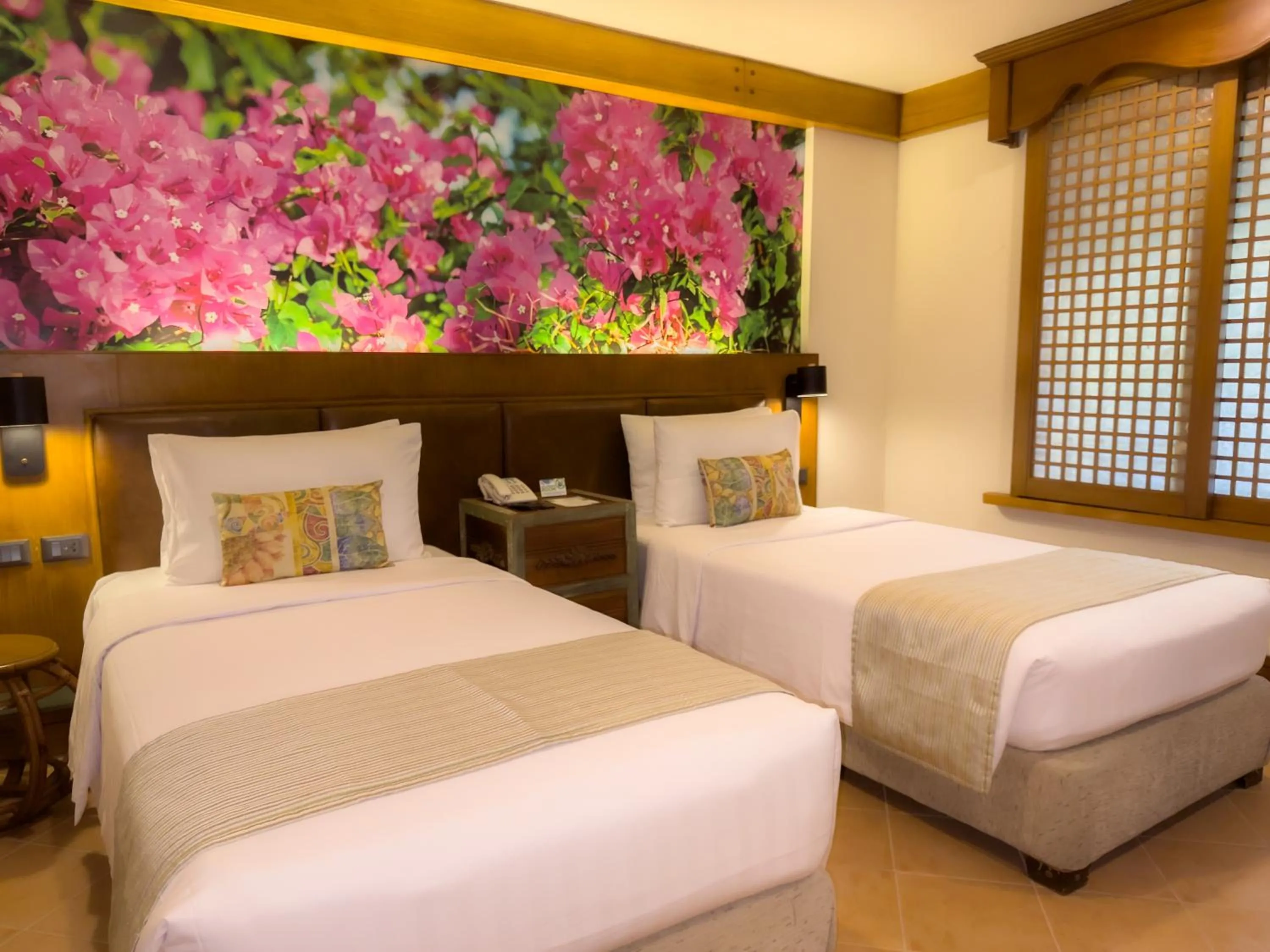 Bedroom, Bed in Costabella Tropical Beach Hotel