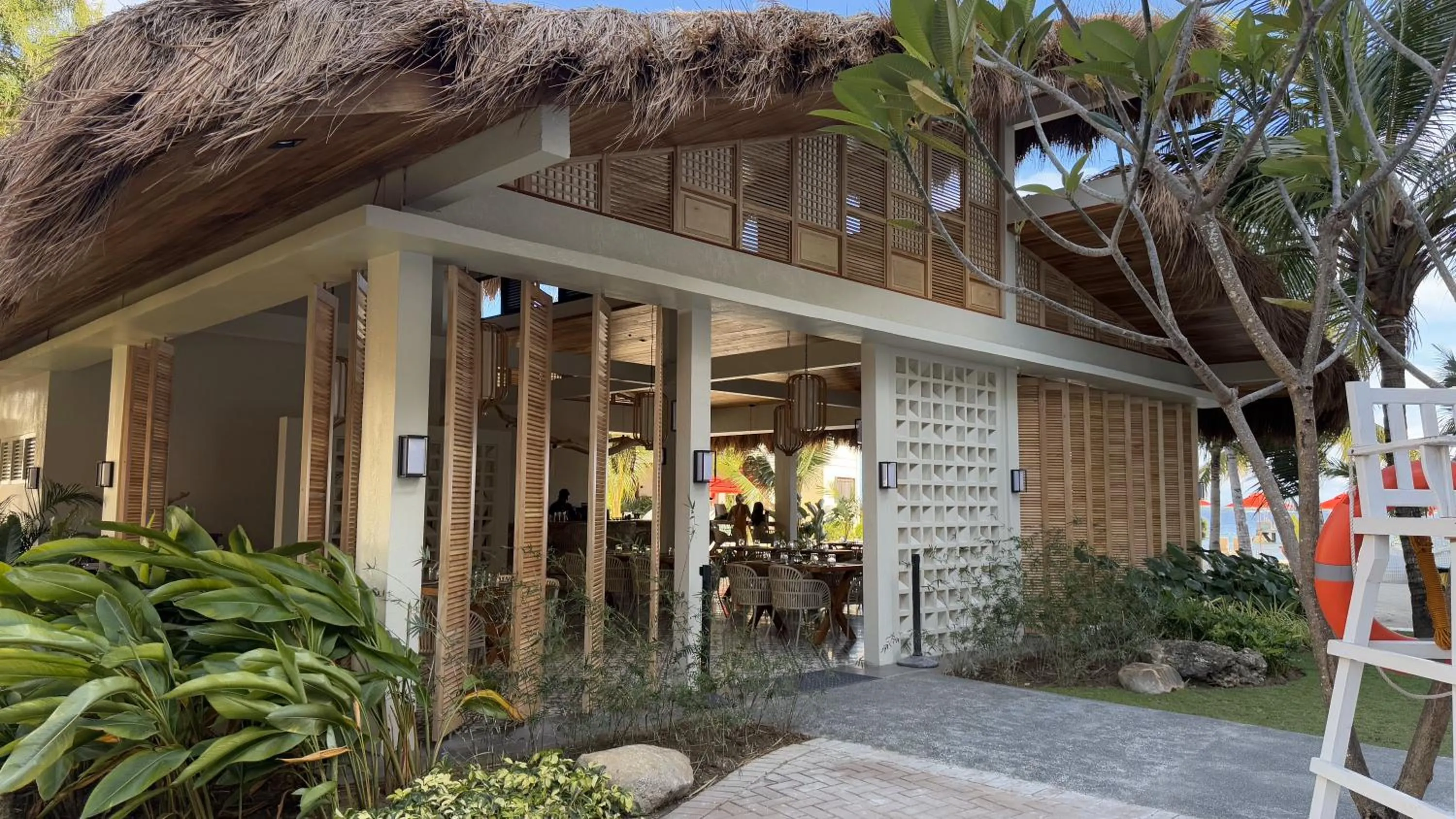 Restaurant/places to eat in Costabella Tropical Beach Hotel