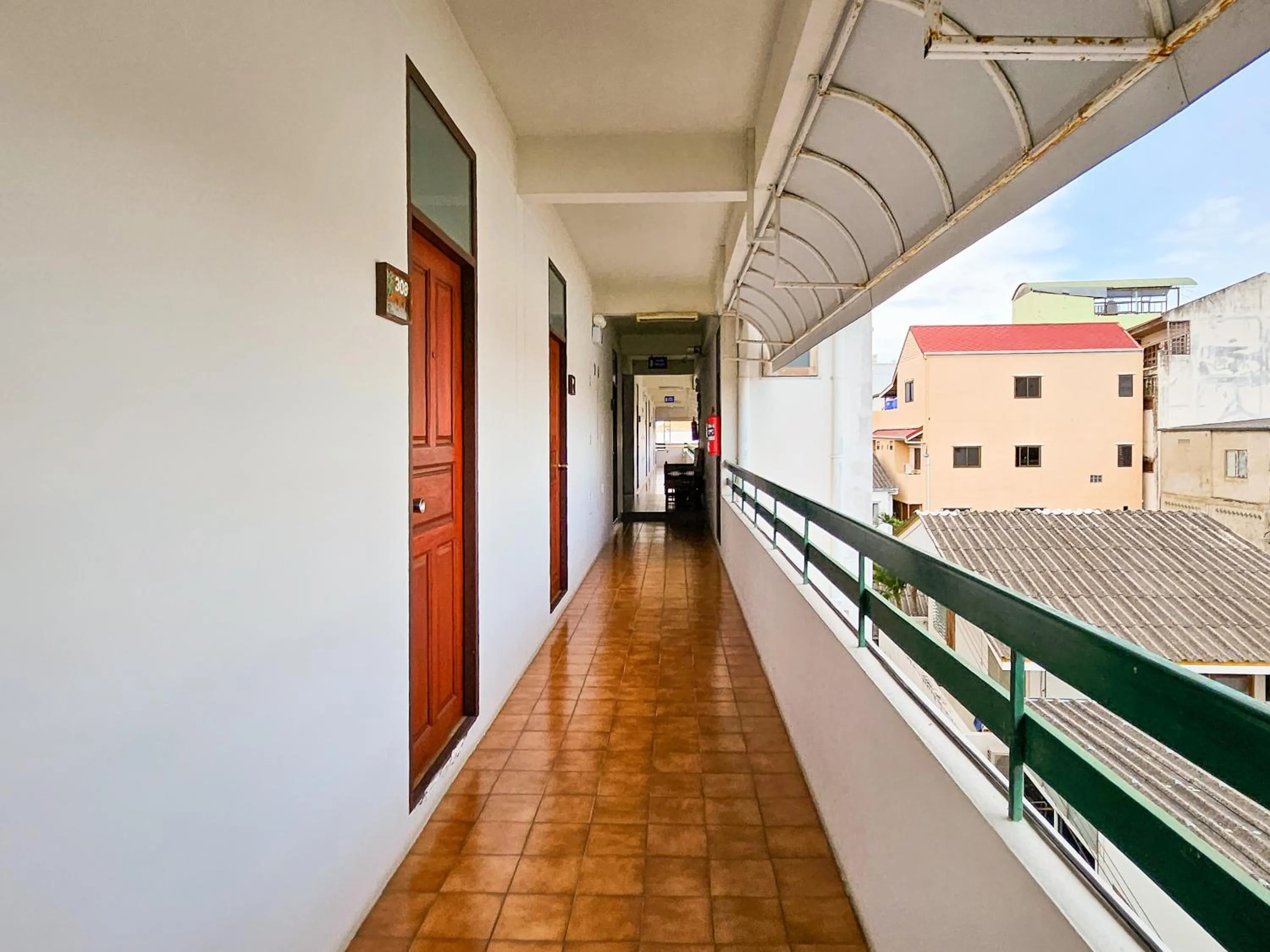 Balcony/Terrace in Sirin Hotel Hua Hin