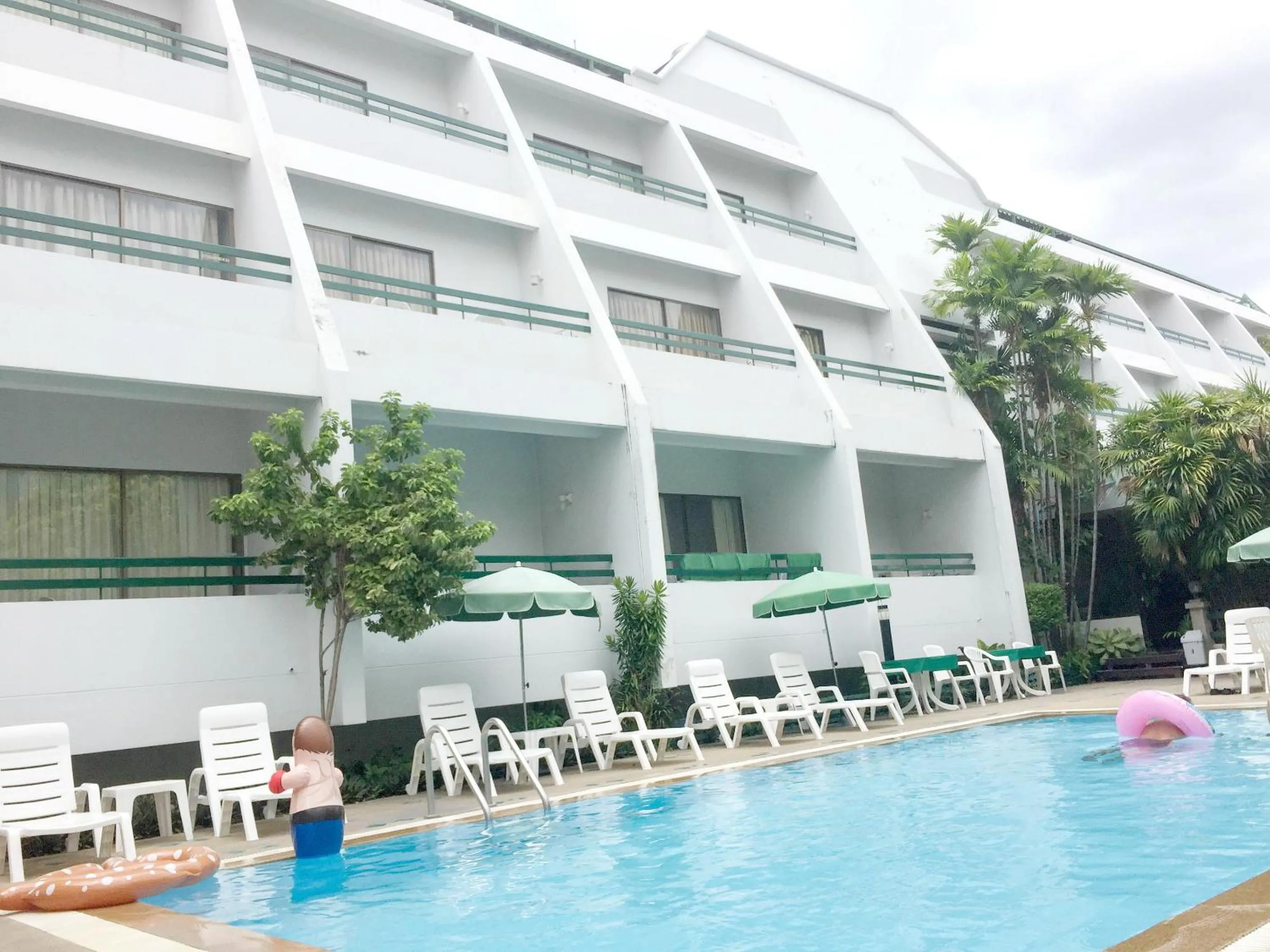 Swimming pool in Sirin Hotel Hua Hin