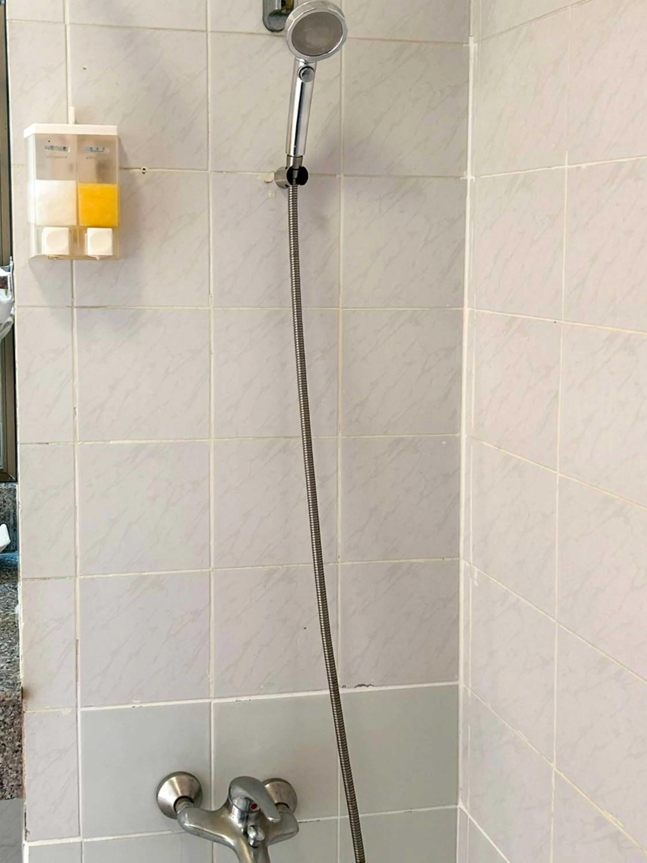 Shower in Sirin Hotel Hua Hin