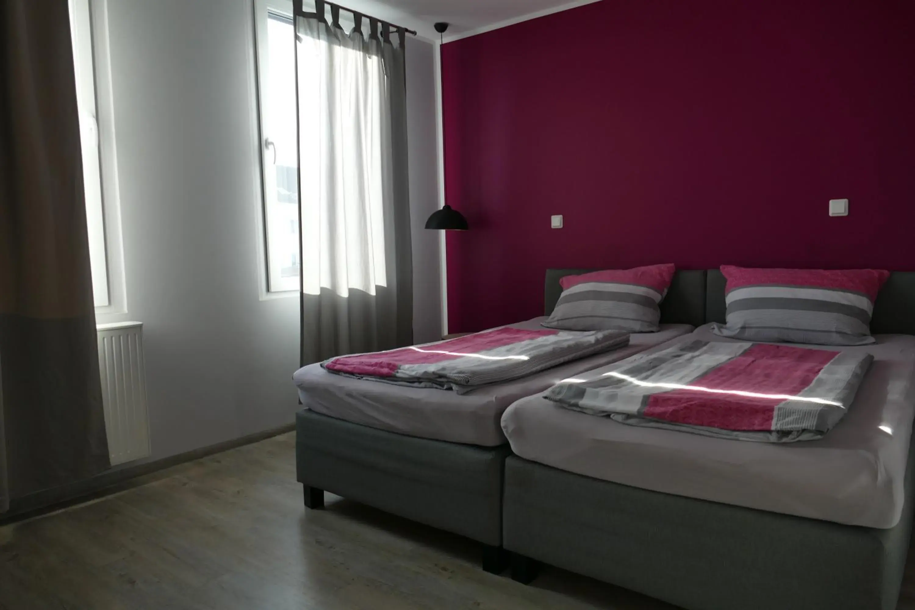 Standard Twin Room with Shared Bathroom in Pension Dortmund Messe Standard Twin Room with Shared Bathroom in Pension Dortmund Messe