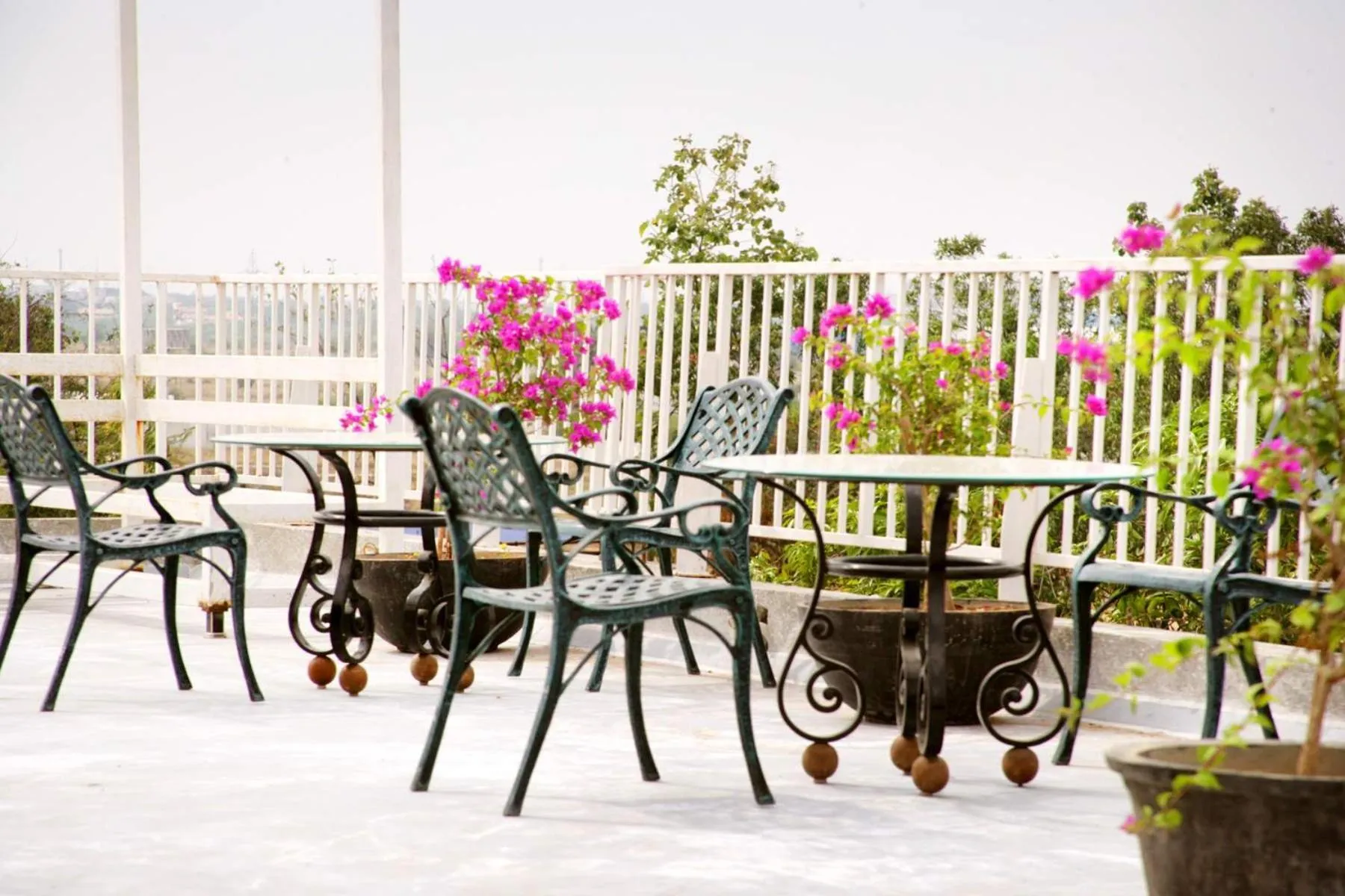 Dining area in Hotel Villa Highnest - Oragadam -Sriperumbudur