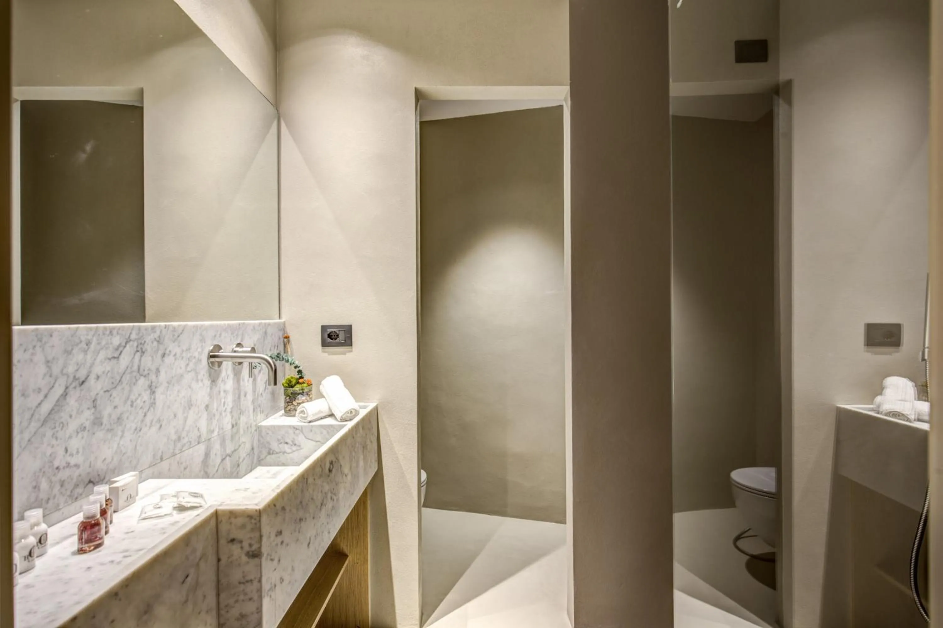 Bathroom in G55 Design Hotel
