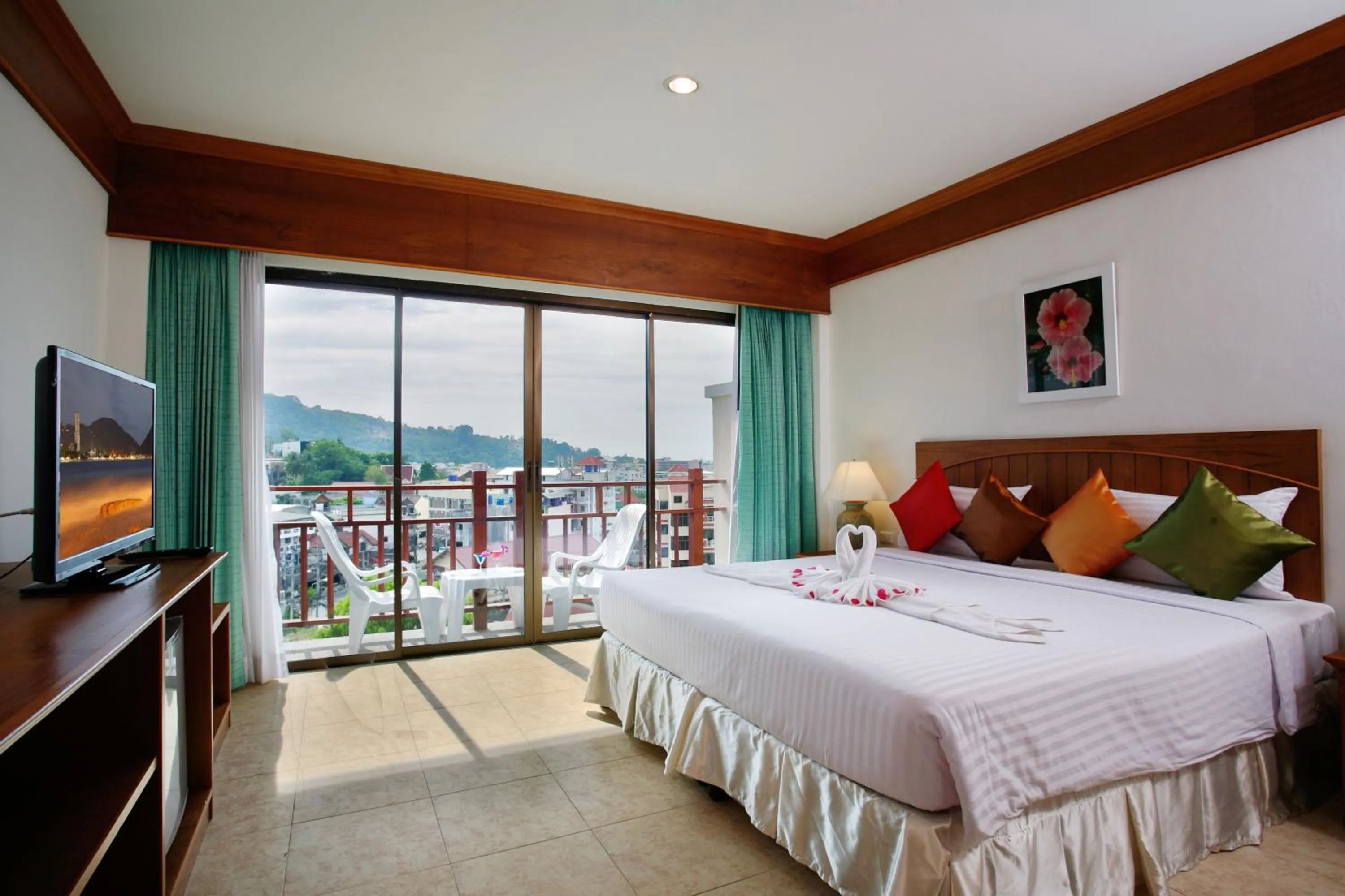 Bed in Jiraporn Hill Resort