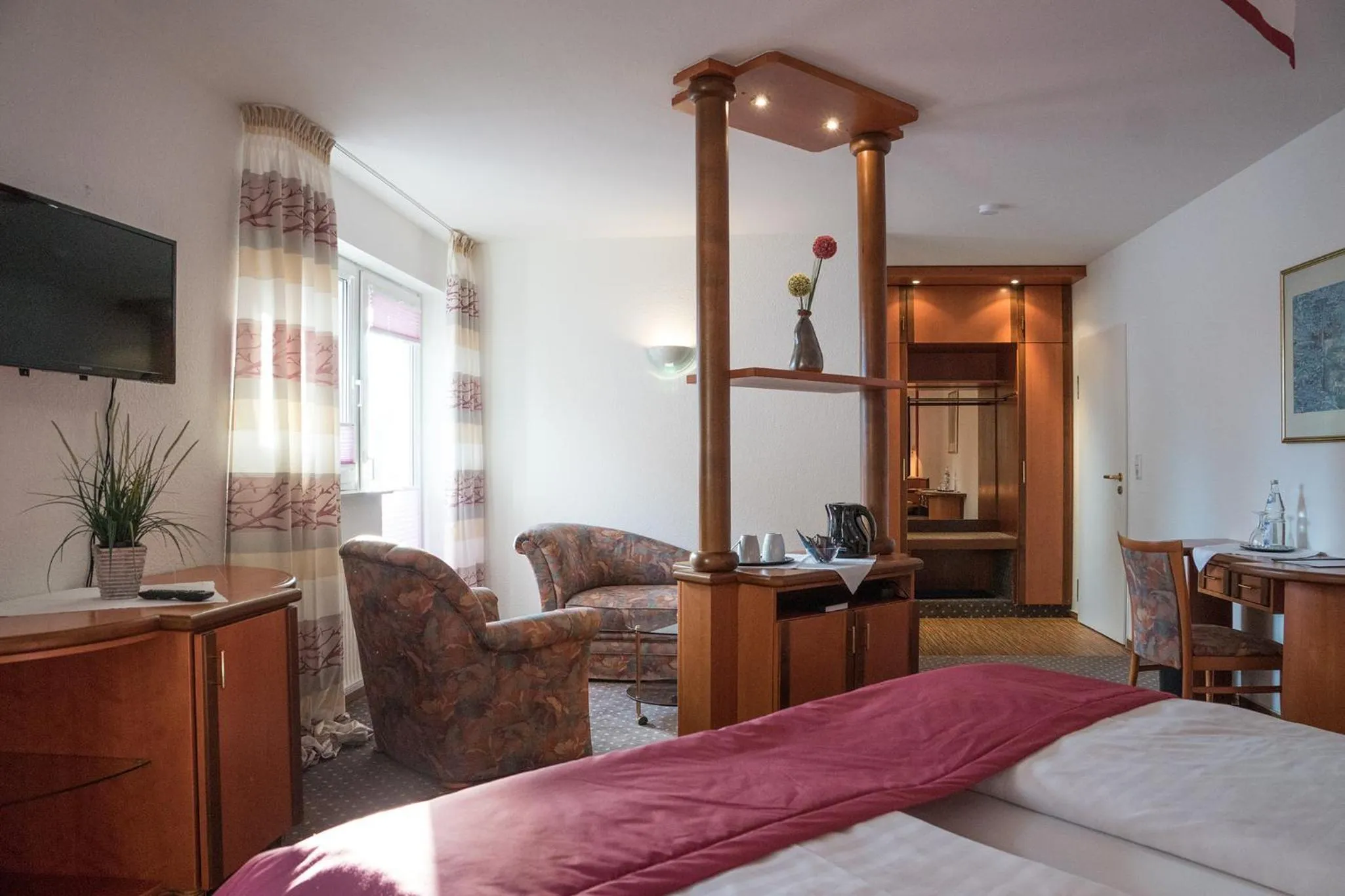 Bedroom, Bed in Hotel Chalet
