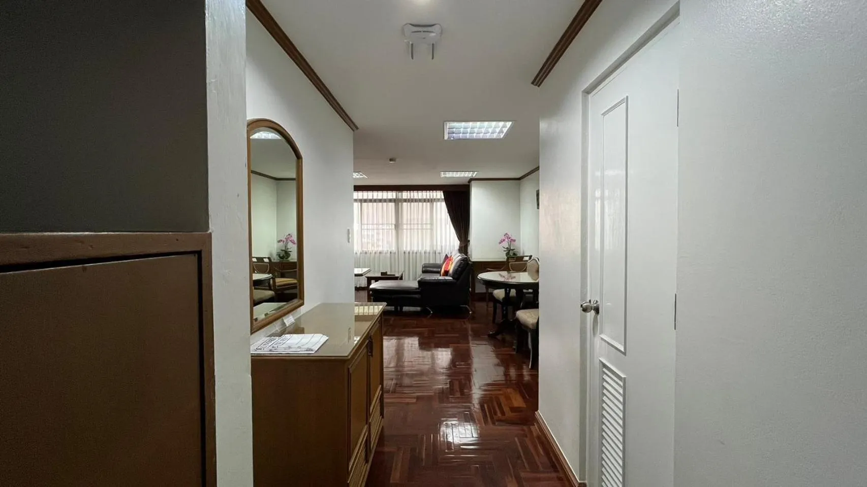 Living room in Yellow Ribbon Hills Boutique Suites