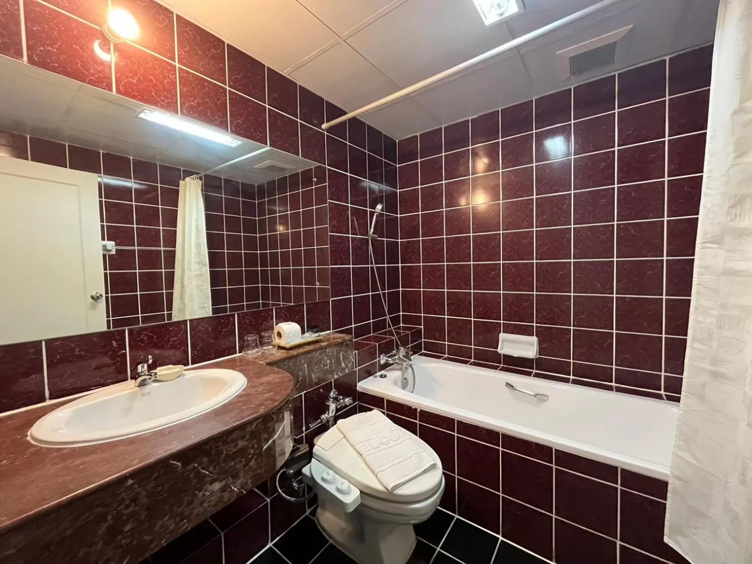 Bathroom in Yellow Ribbon Hills Boutique Suites