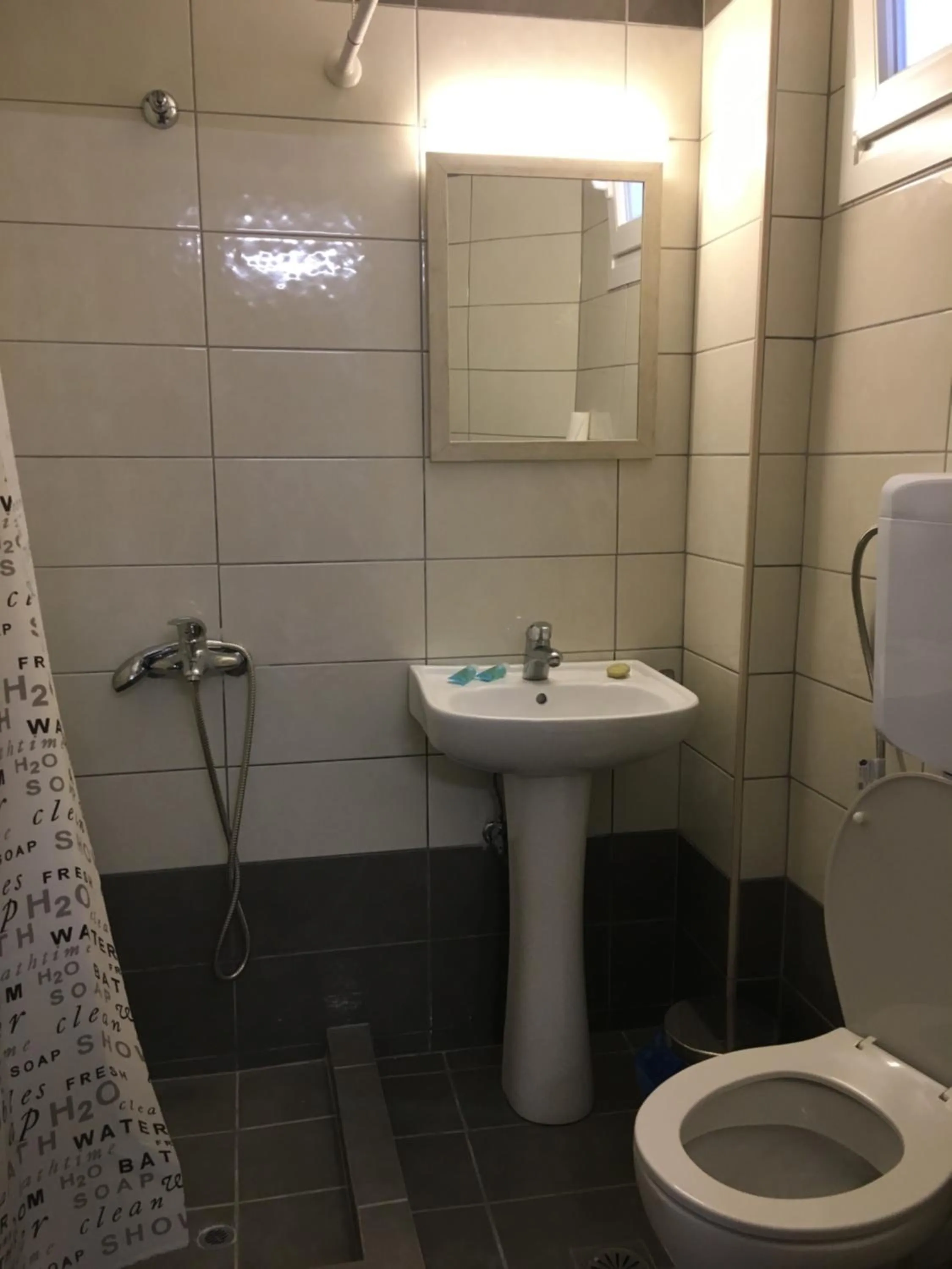 Bathroom in Hotel Kastoria