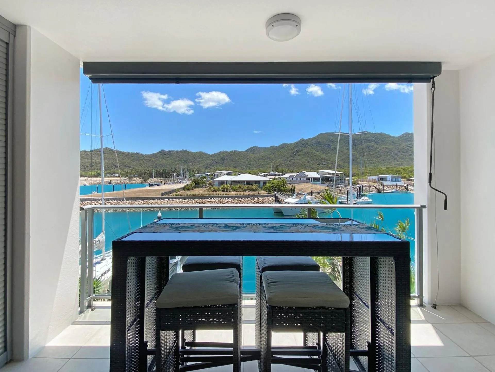 Blue on Blue Superior Studio Room 1221