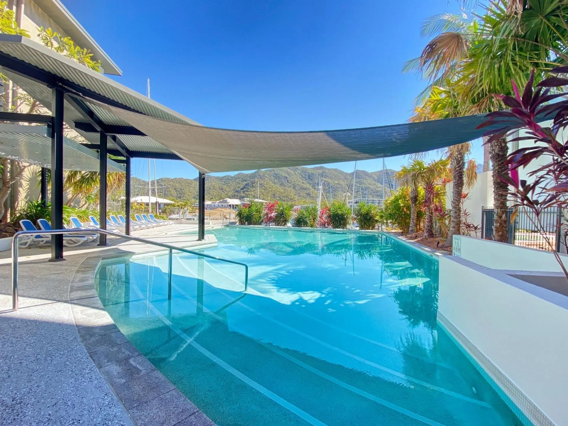 Blue on Blue Studio Room 1362