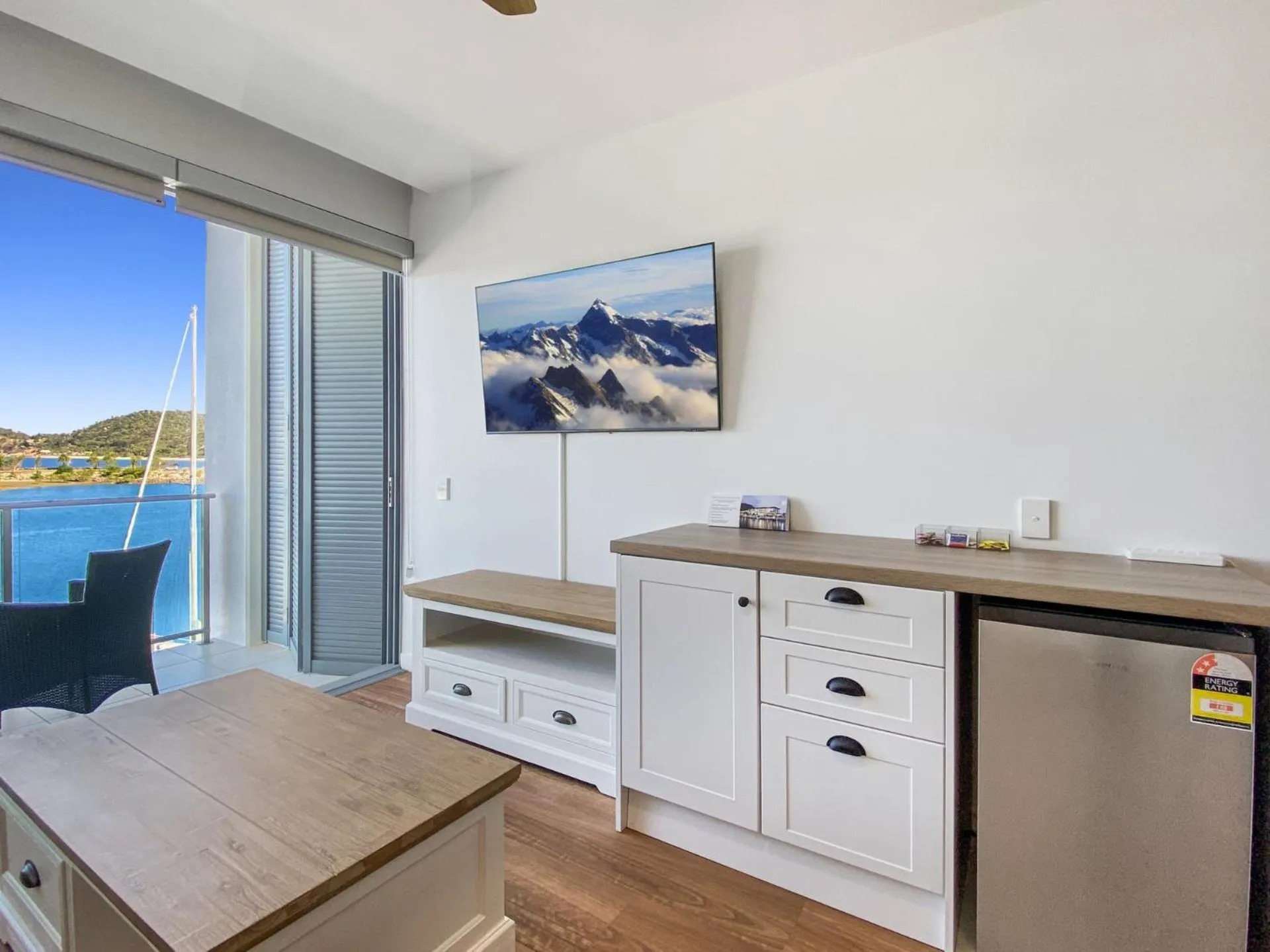 Blue on Blue Studio Room 1362