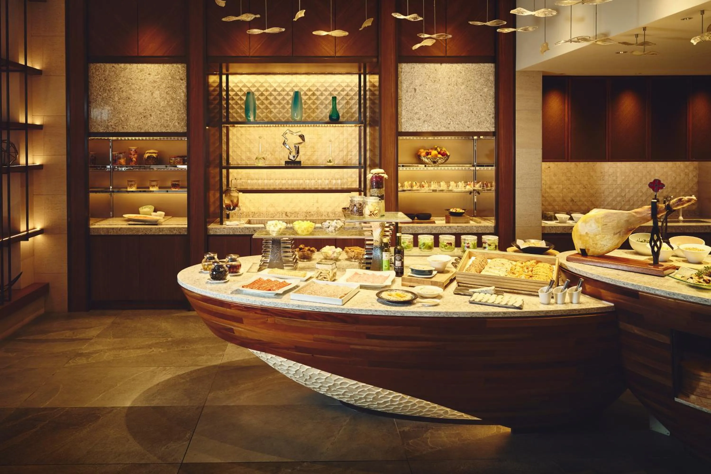 Lounge or bar in ANA InterContinental Manza Beach Resort by IHG