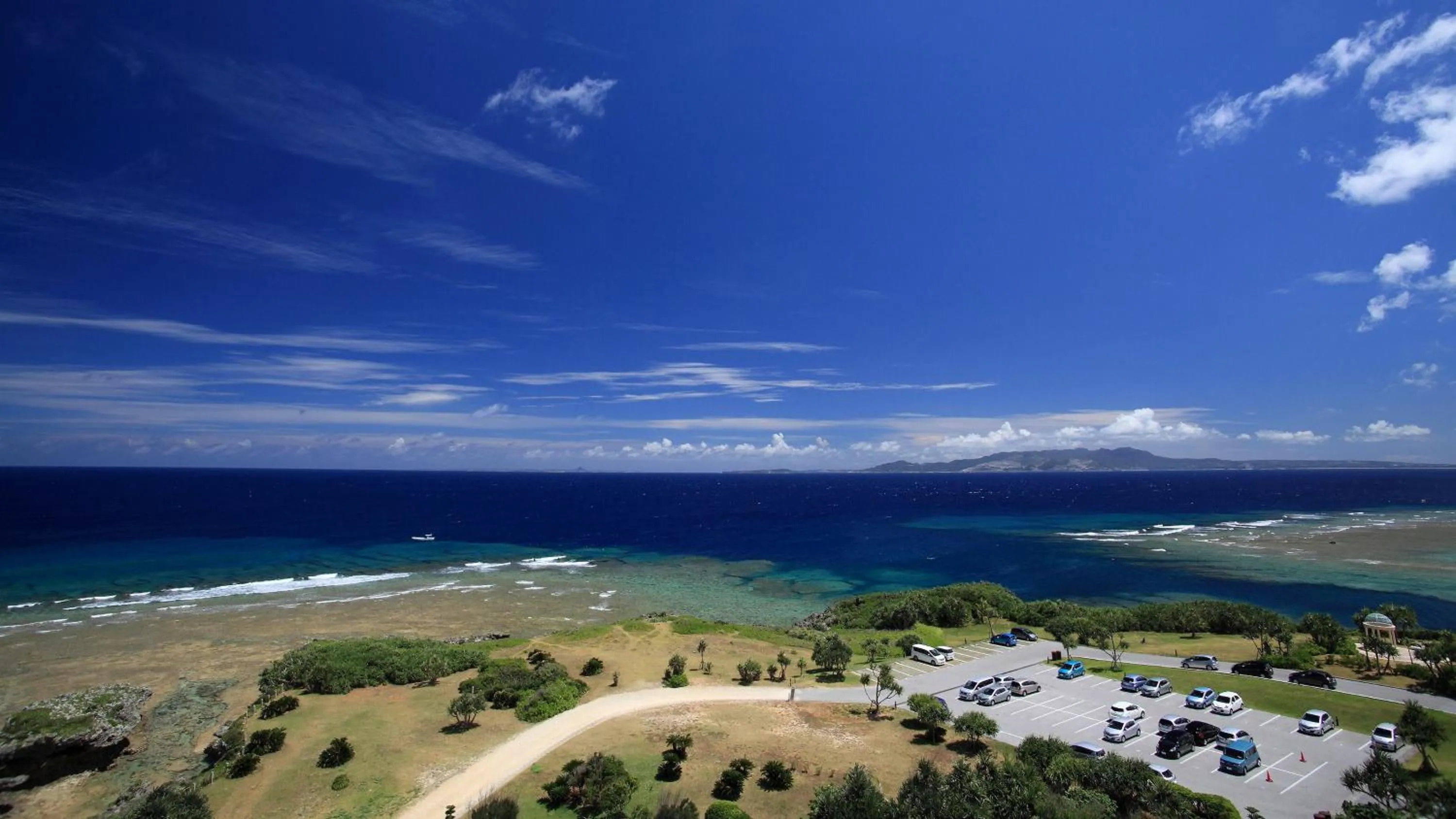 Photo of the whole room in ANA InterContinental Manza Beach Resort by IHG