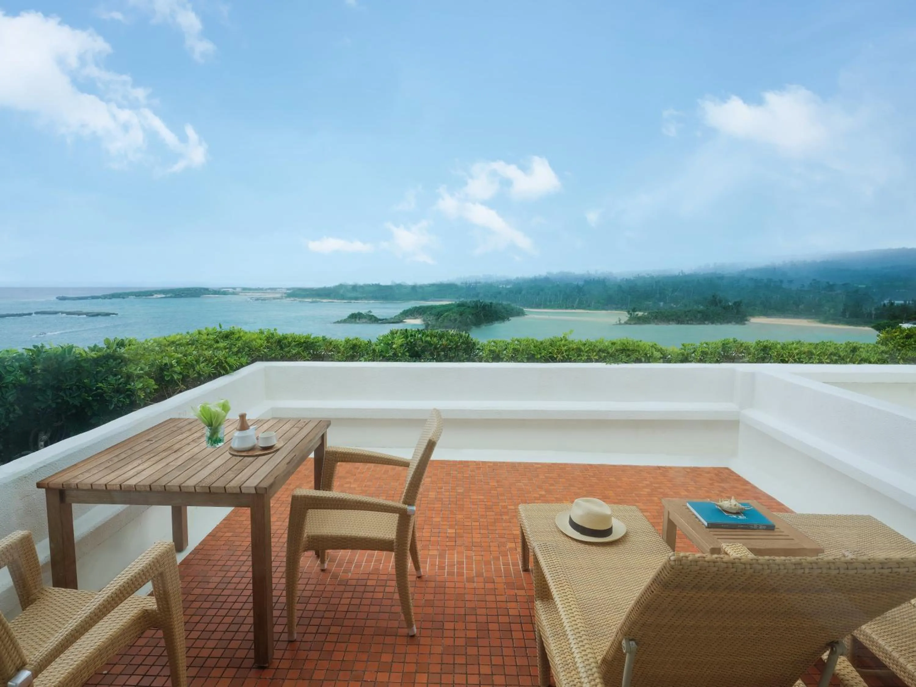 Photo of the whole room in ANA InterContinental Manza Beach Resort by IHG