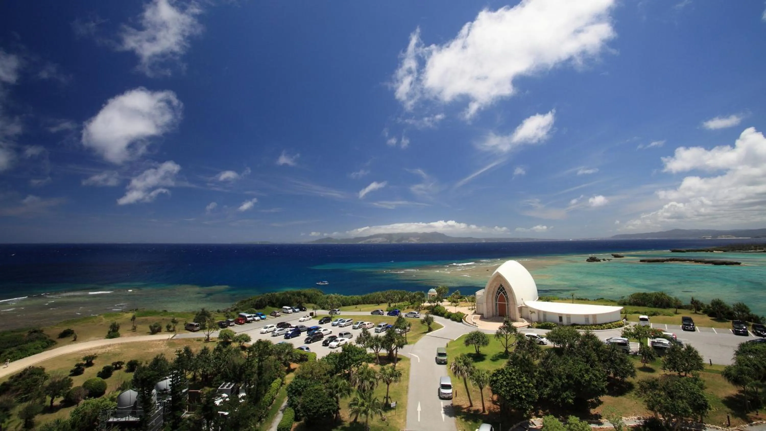 Photo of the whole room in ANA InterContinental Manza Beach Resort by IHG