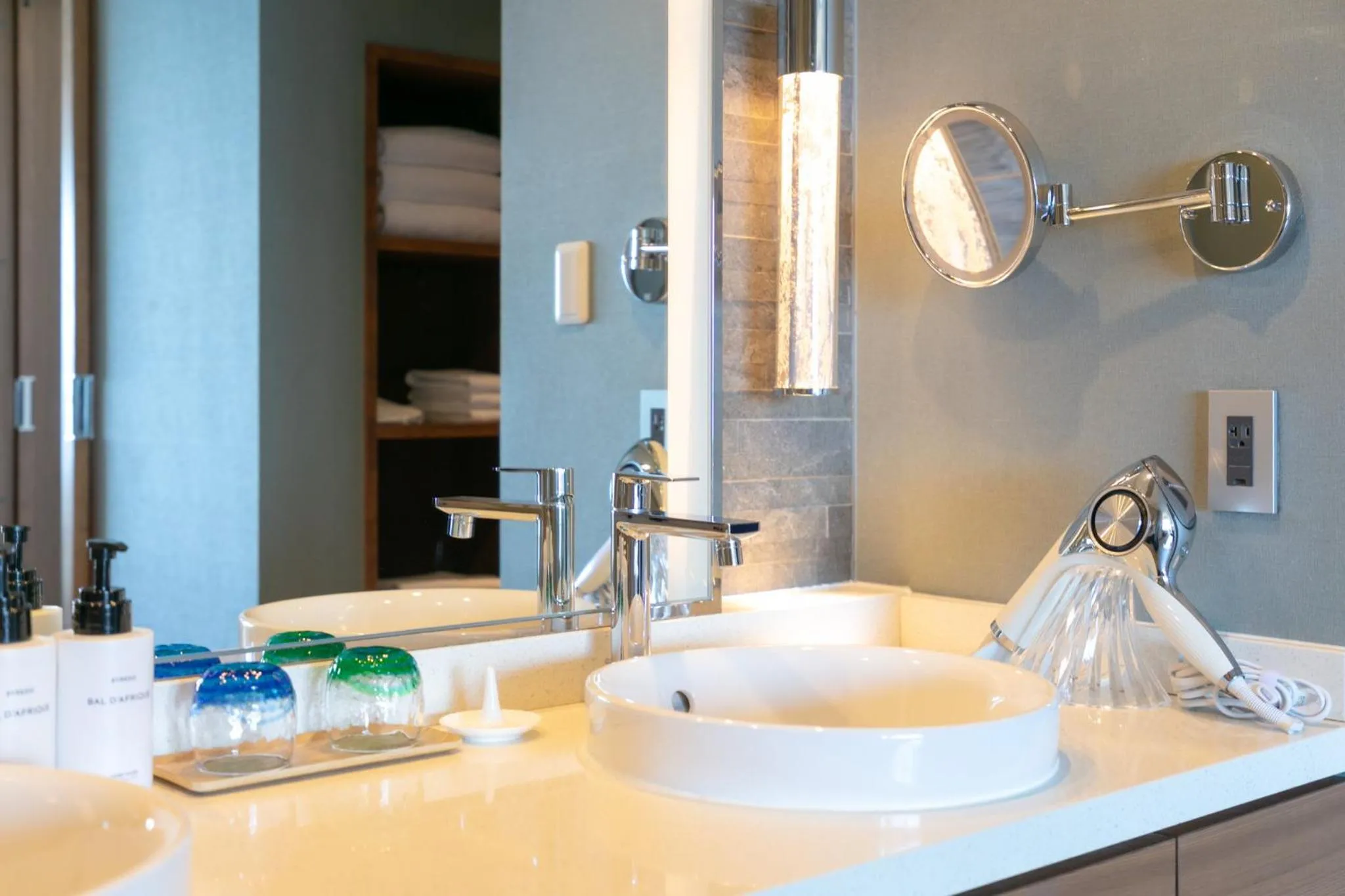 Photo of the whole room in ANA InterContinental Manza Beach Resort by IHG