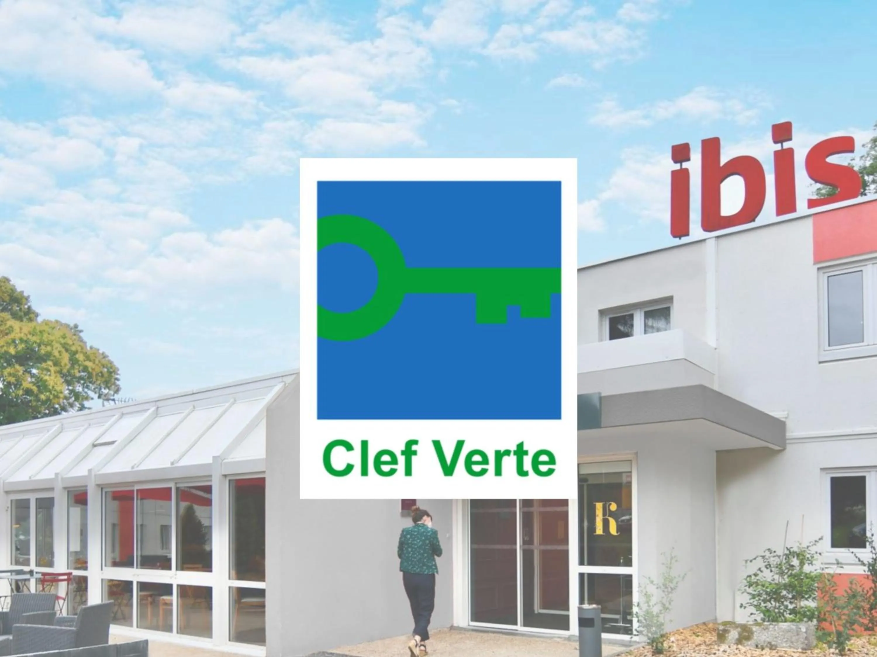 Property building in ibis Quimper