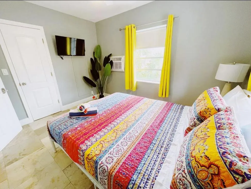 Bedroom, Bed in Sea Steps By Lowkl