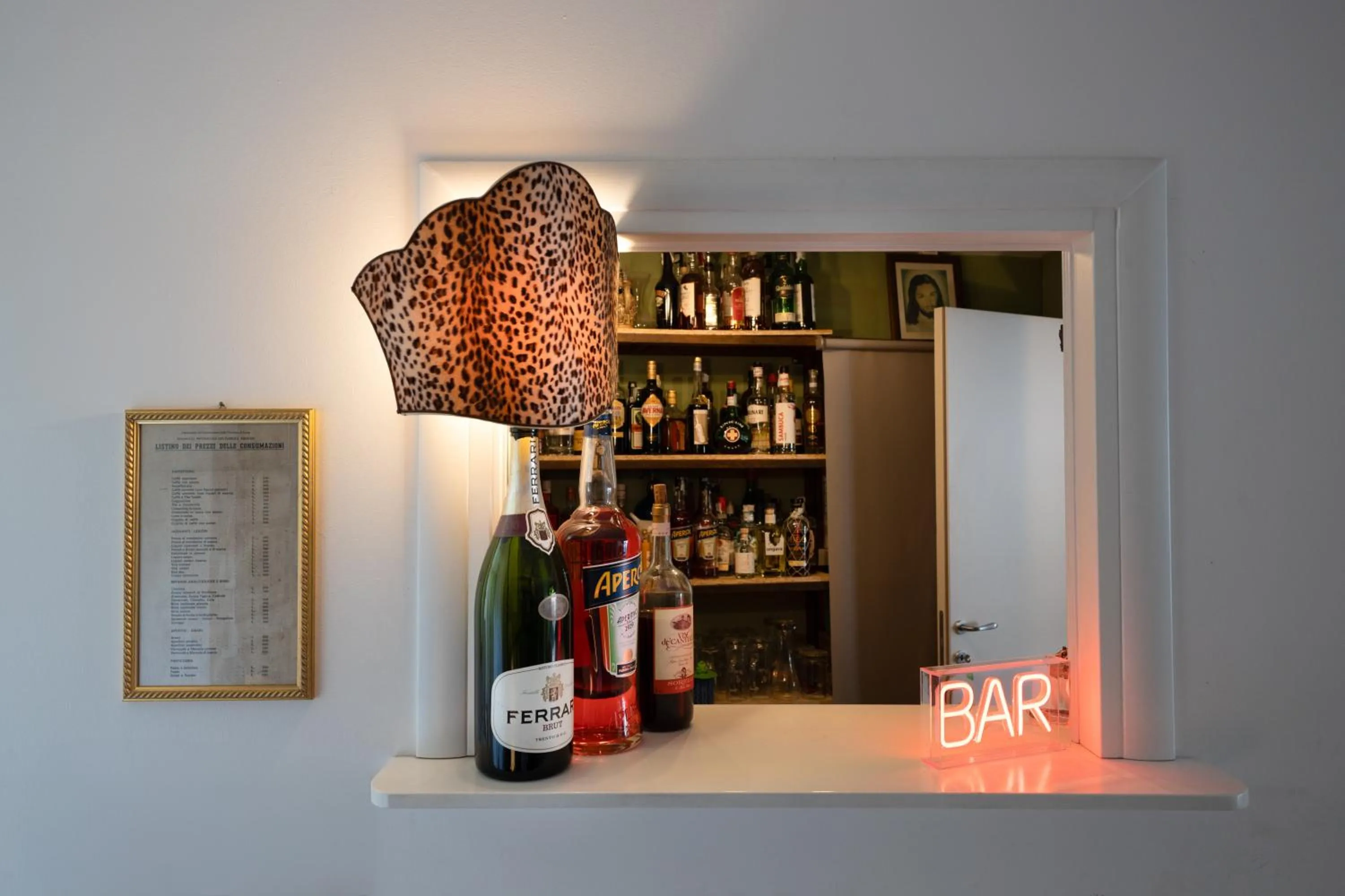 Lounge or bar in Hotel Bernardino