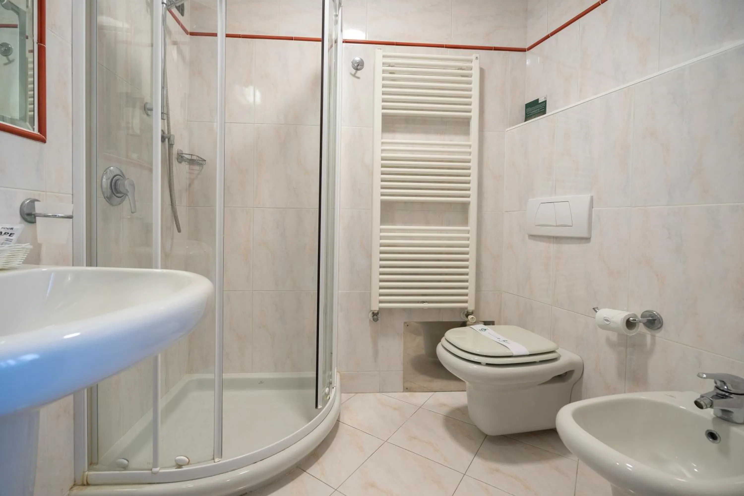 Bathroom in Hotel Bernardino