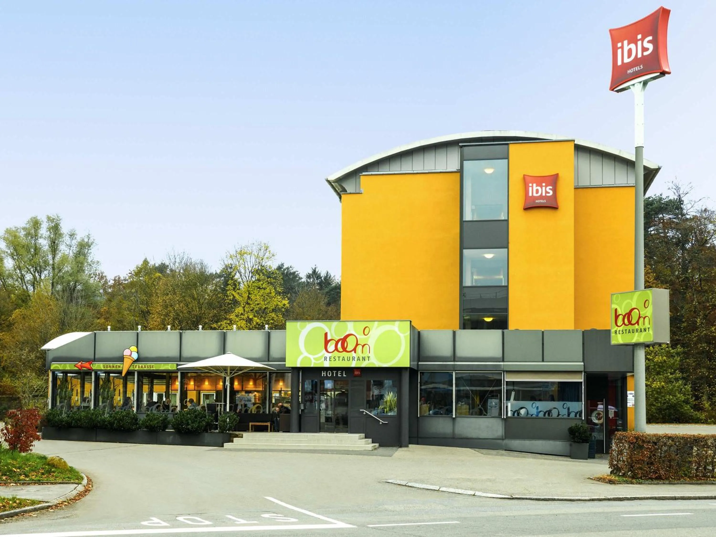 Property building in ibis Zurich Adliswil
