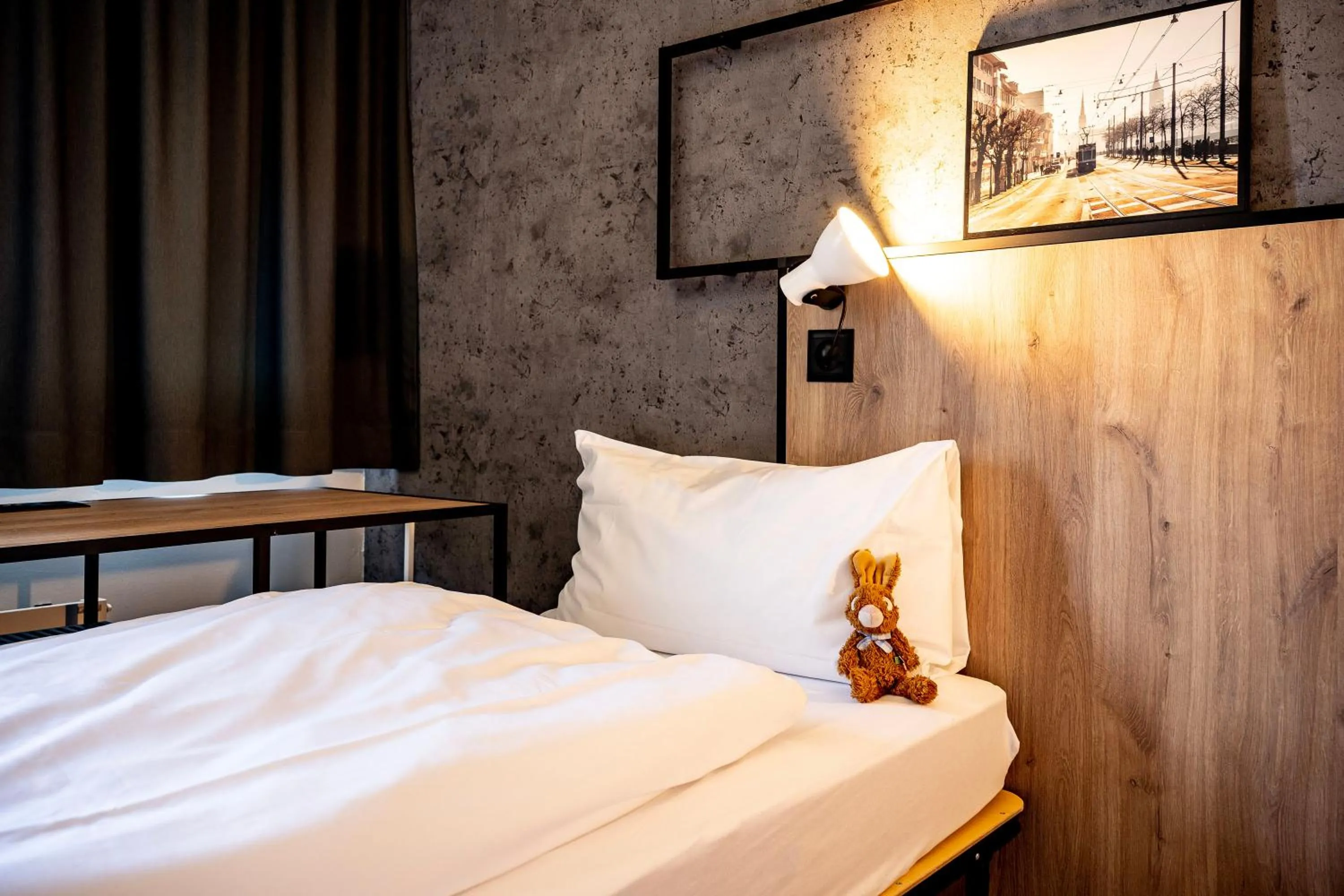 Bed in ibis Zurich Adliswil