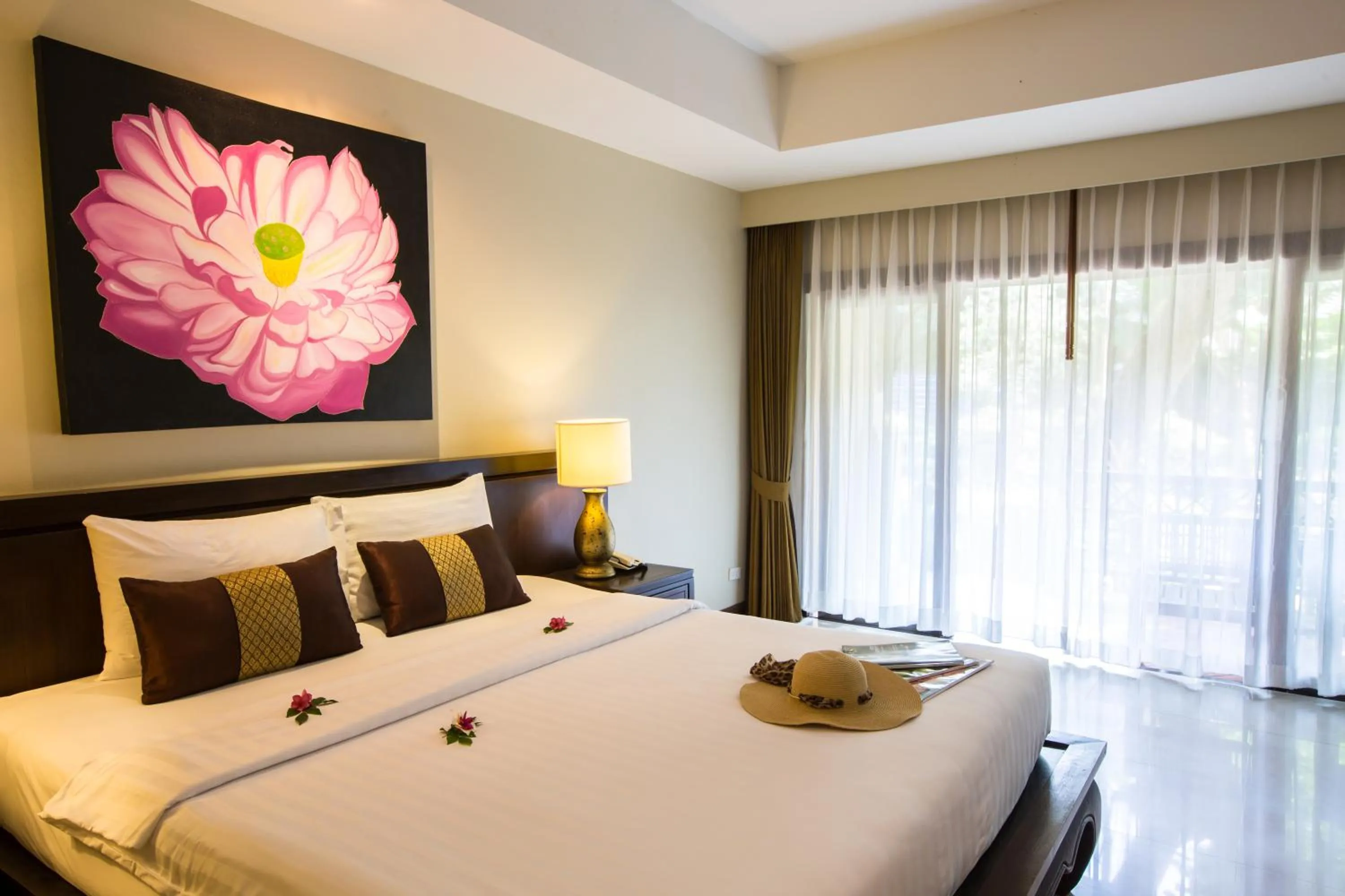 Bedroom, Bed in The Fair House Beach Resort & Hotel