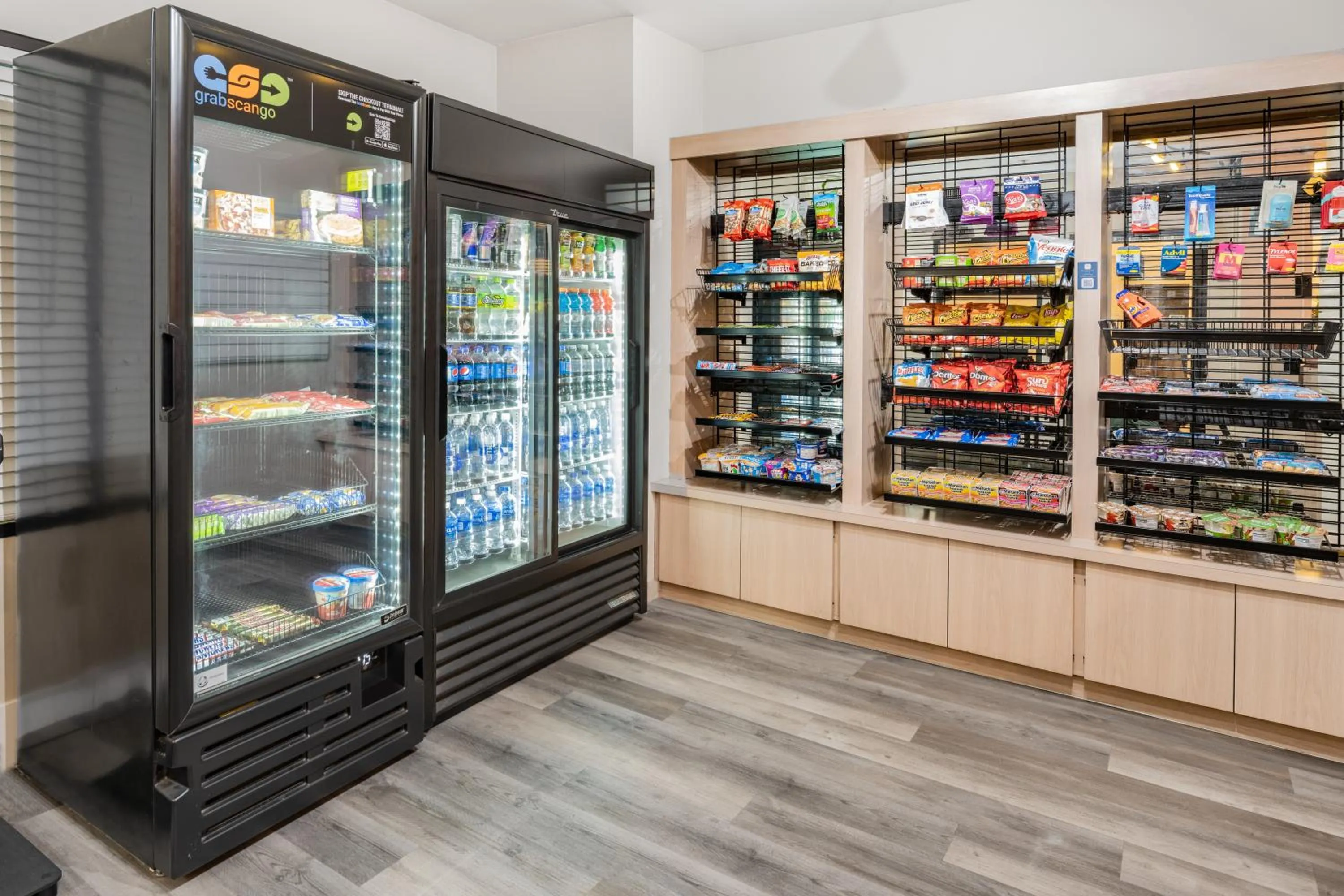 Lobby or reception in Ramada by Wyndham Bakersfield