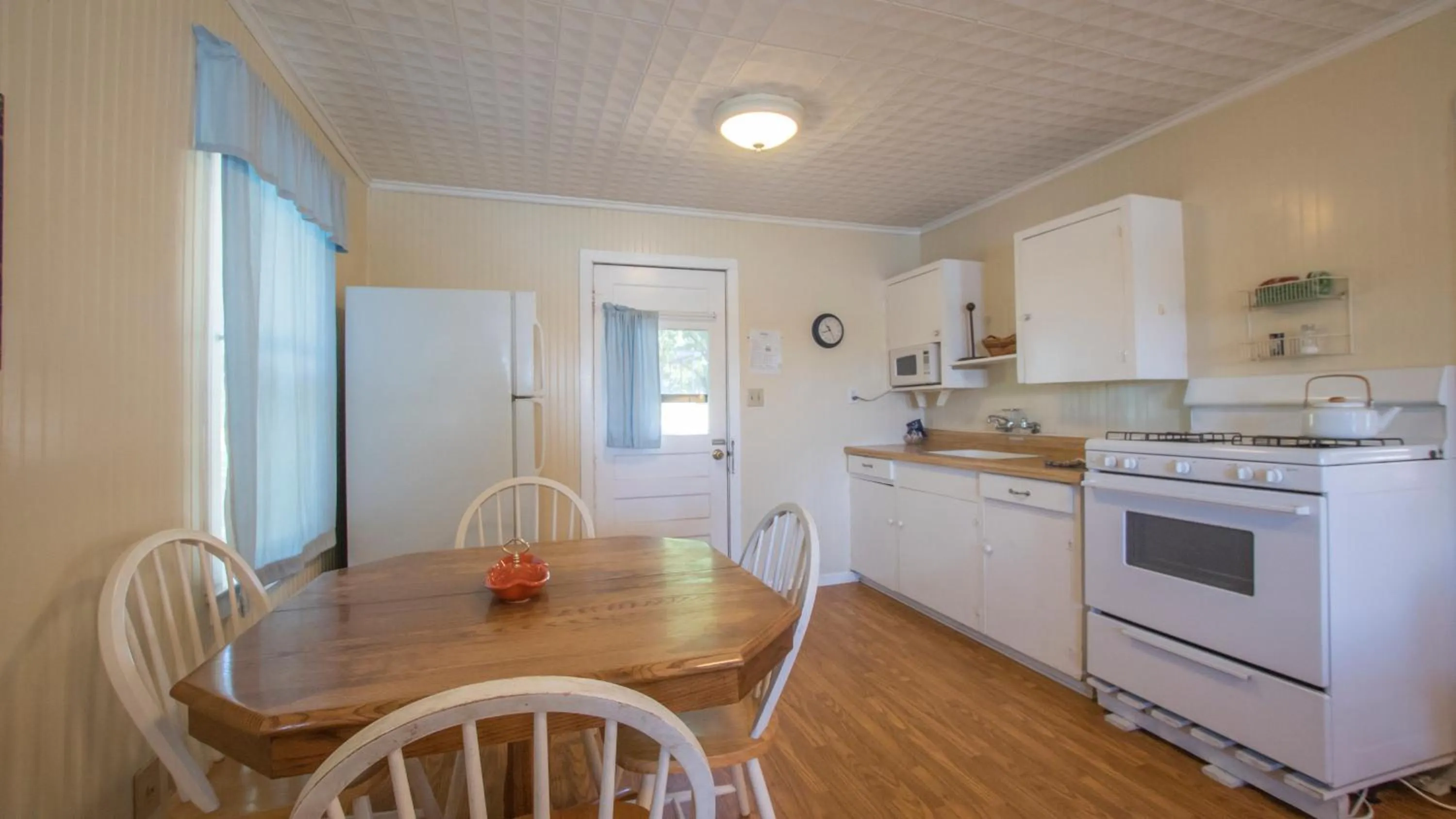 Kitchen or kitchenette in Valentine Lakeside