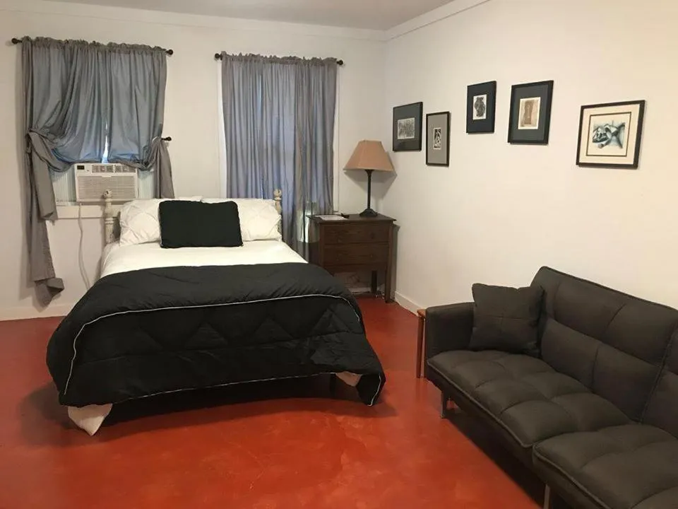 Bedroom in Valentine Lakeside