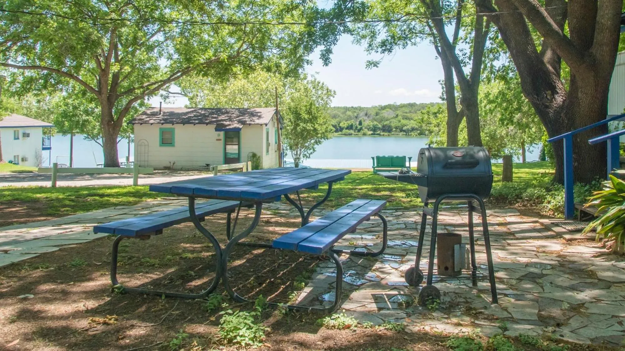 Patio in Valentine Lakeside