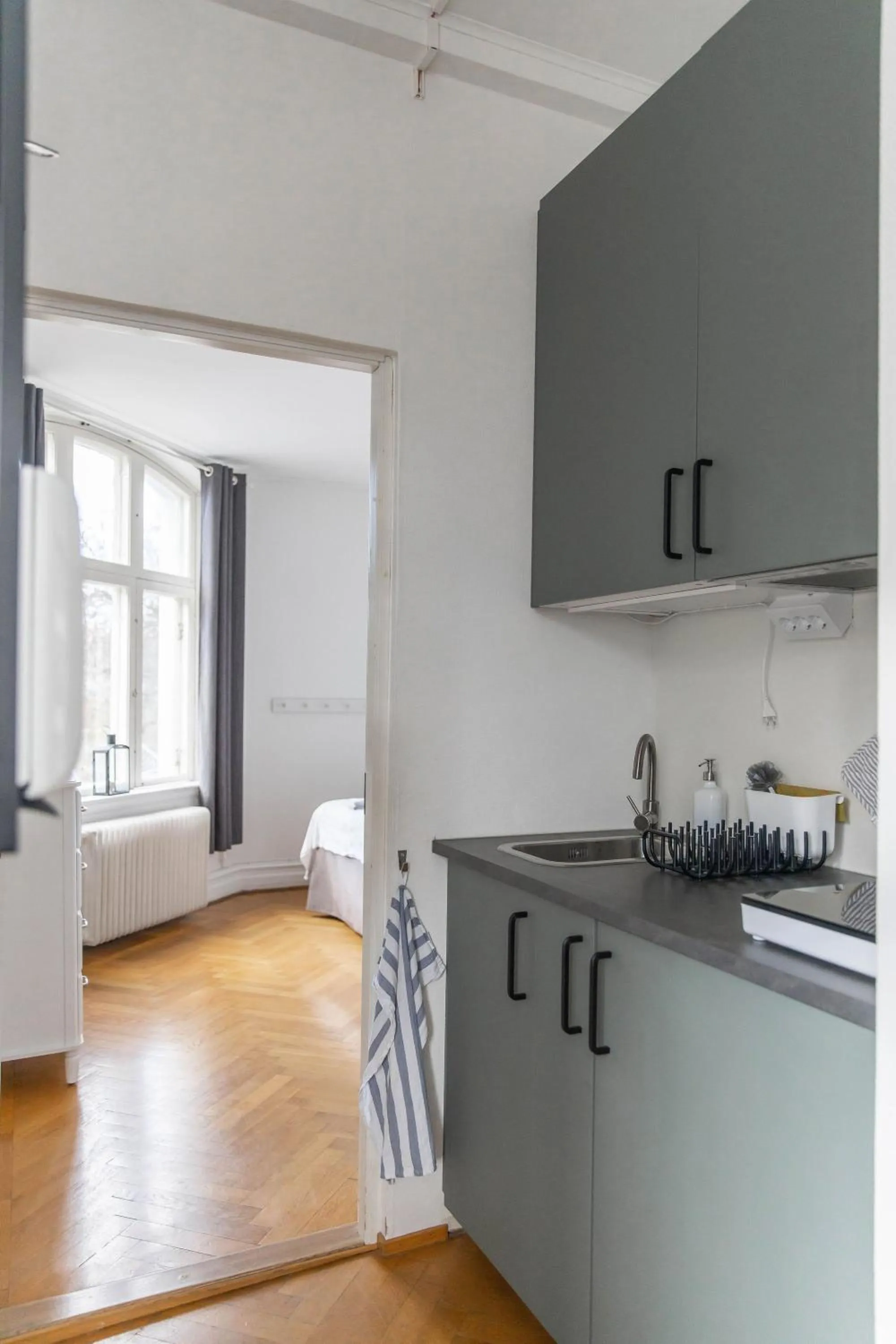 Kitchen or kitchenette, Bed in Hotell Villa Rönne